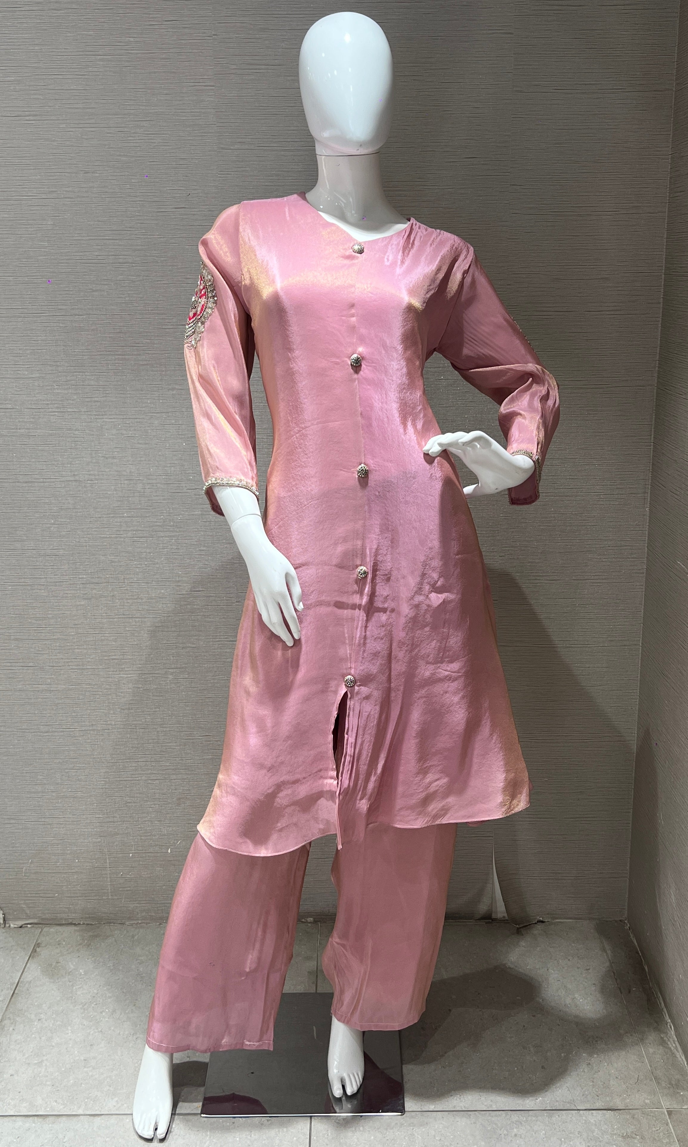 Onion pink kurta set