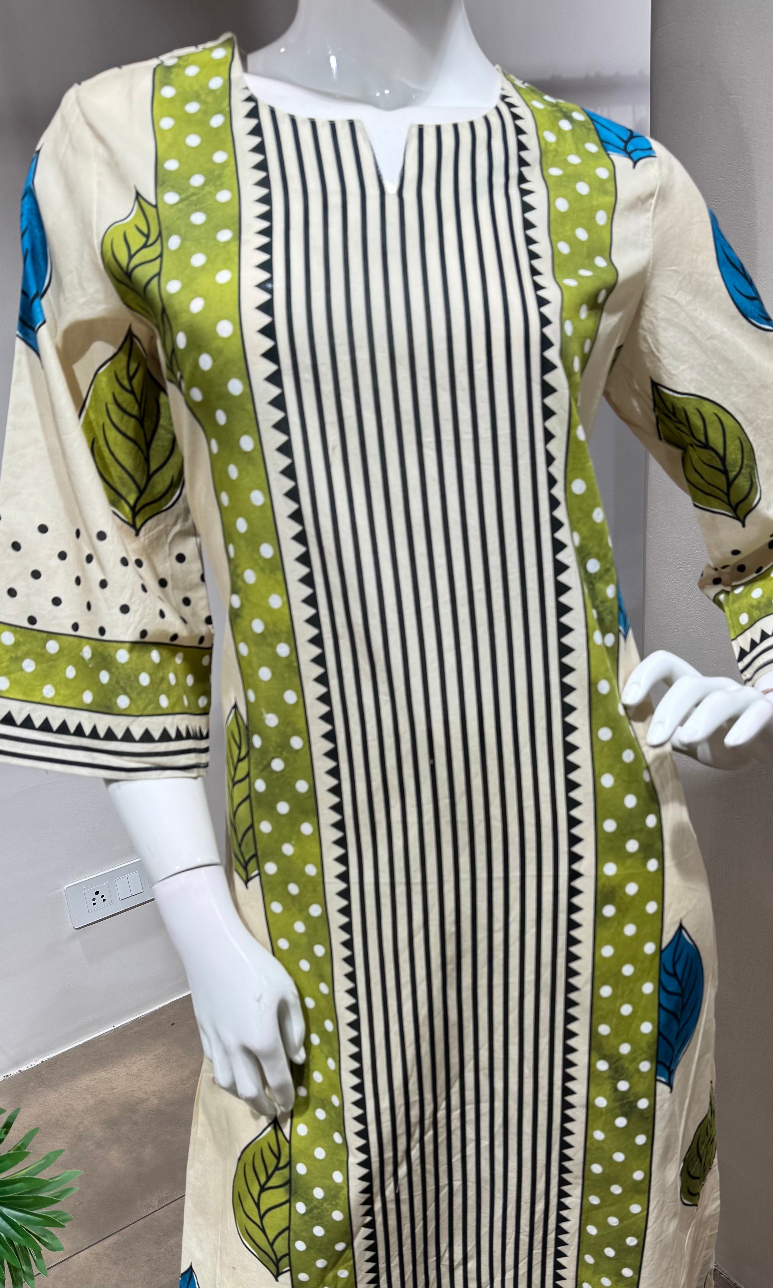 Green digital pattern kurti with pants