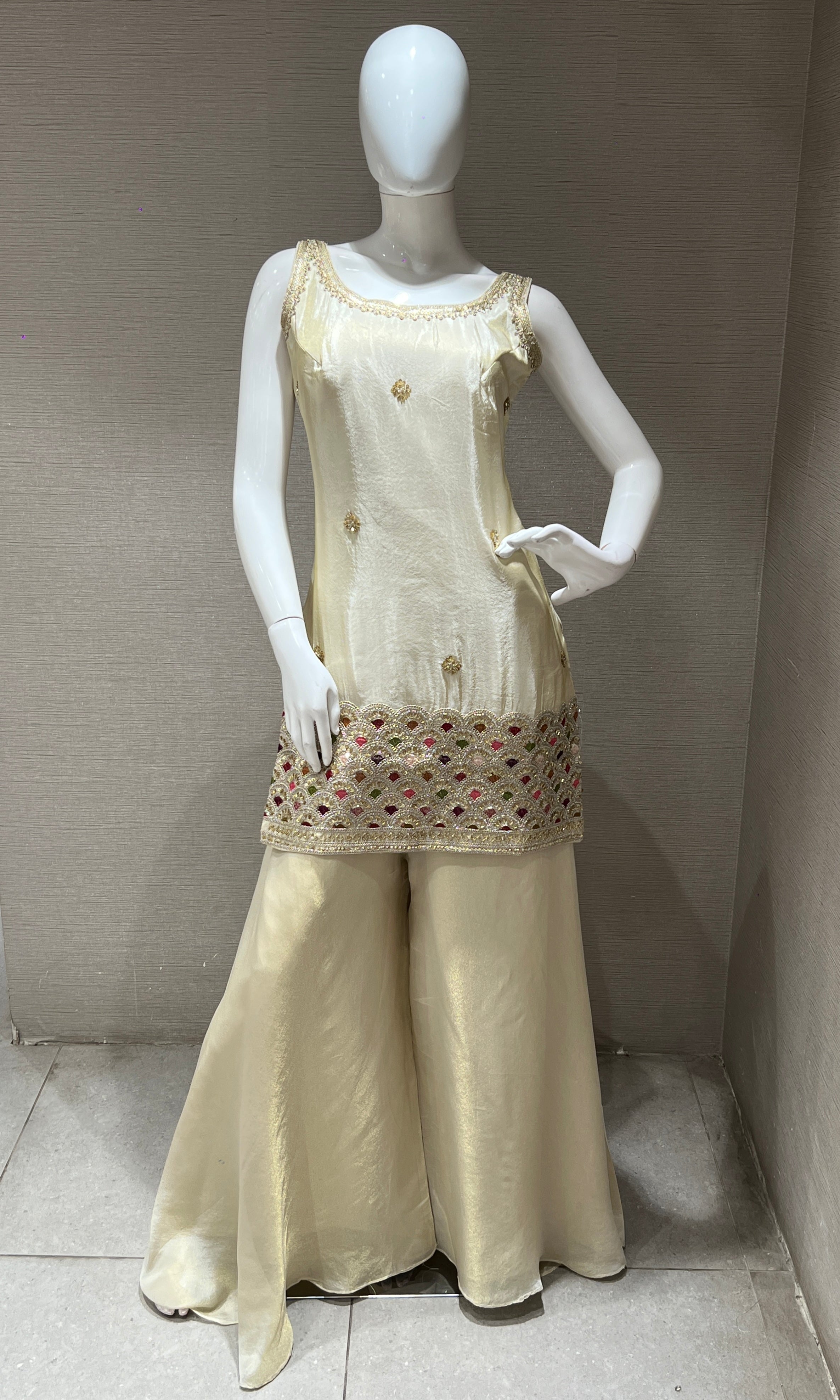 Half white palazzo