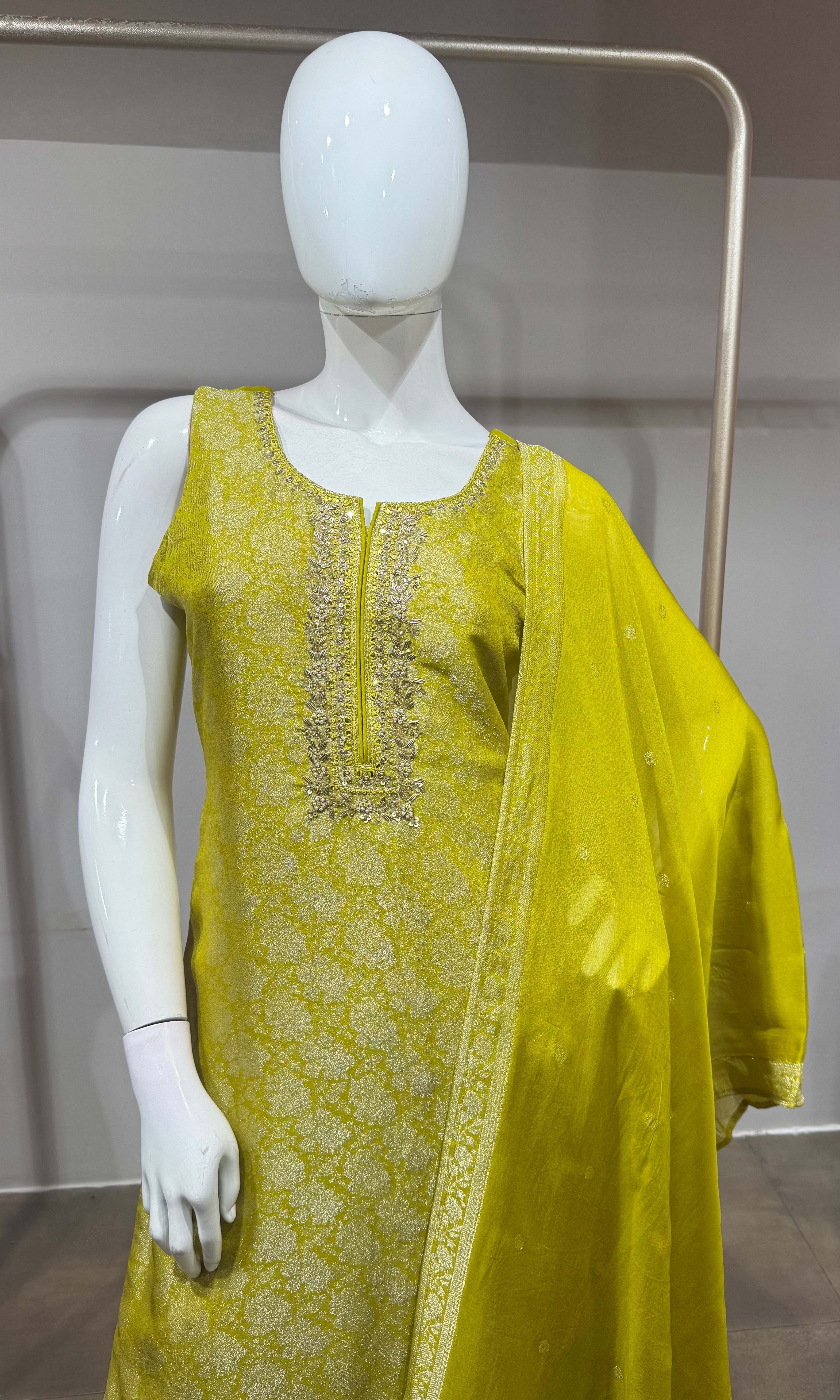GREEN Embroidered Kurti Set with Dupatta