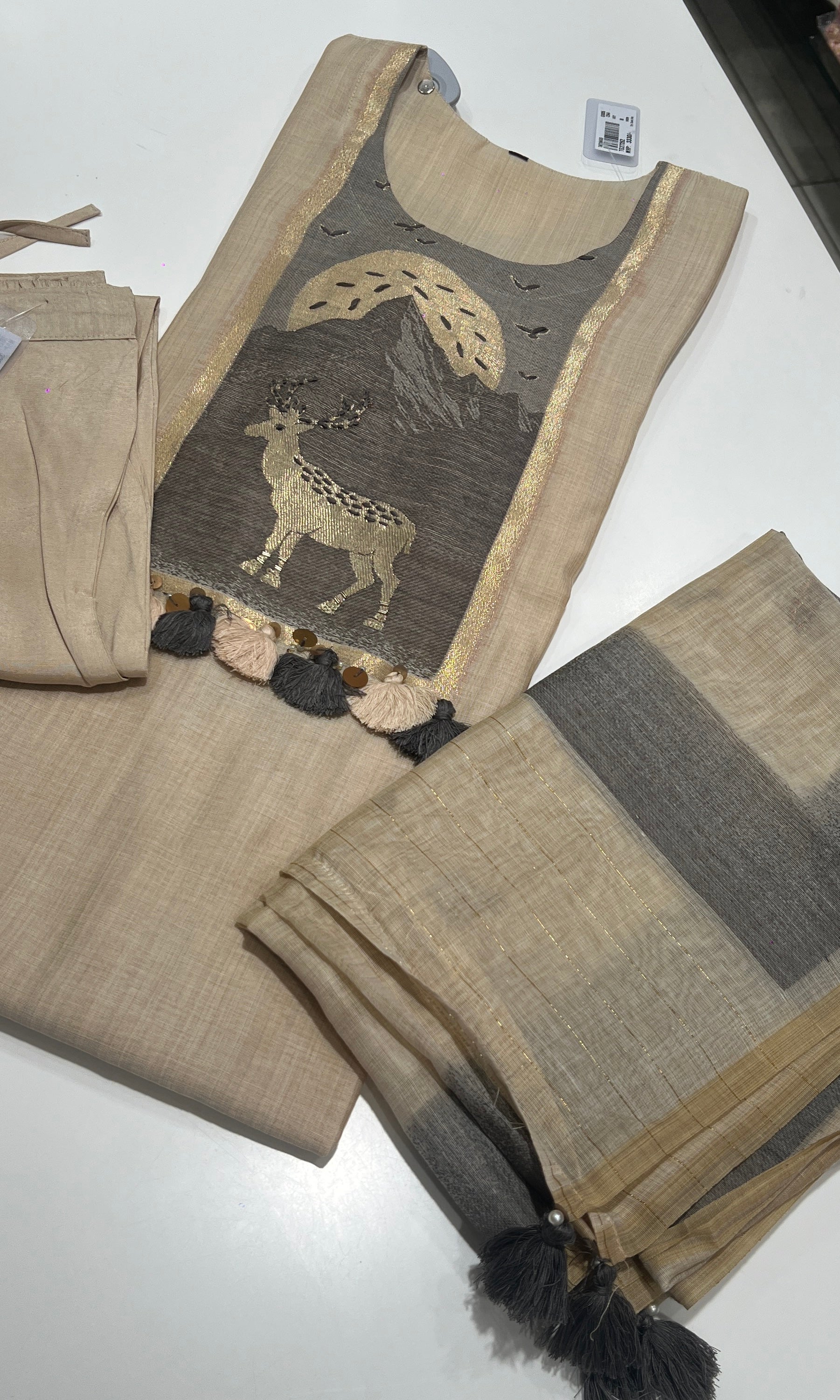 Grey Deer MOTIF Embroidered KURTA SET