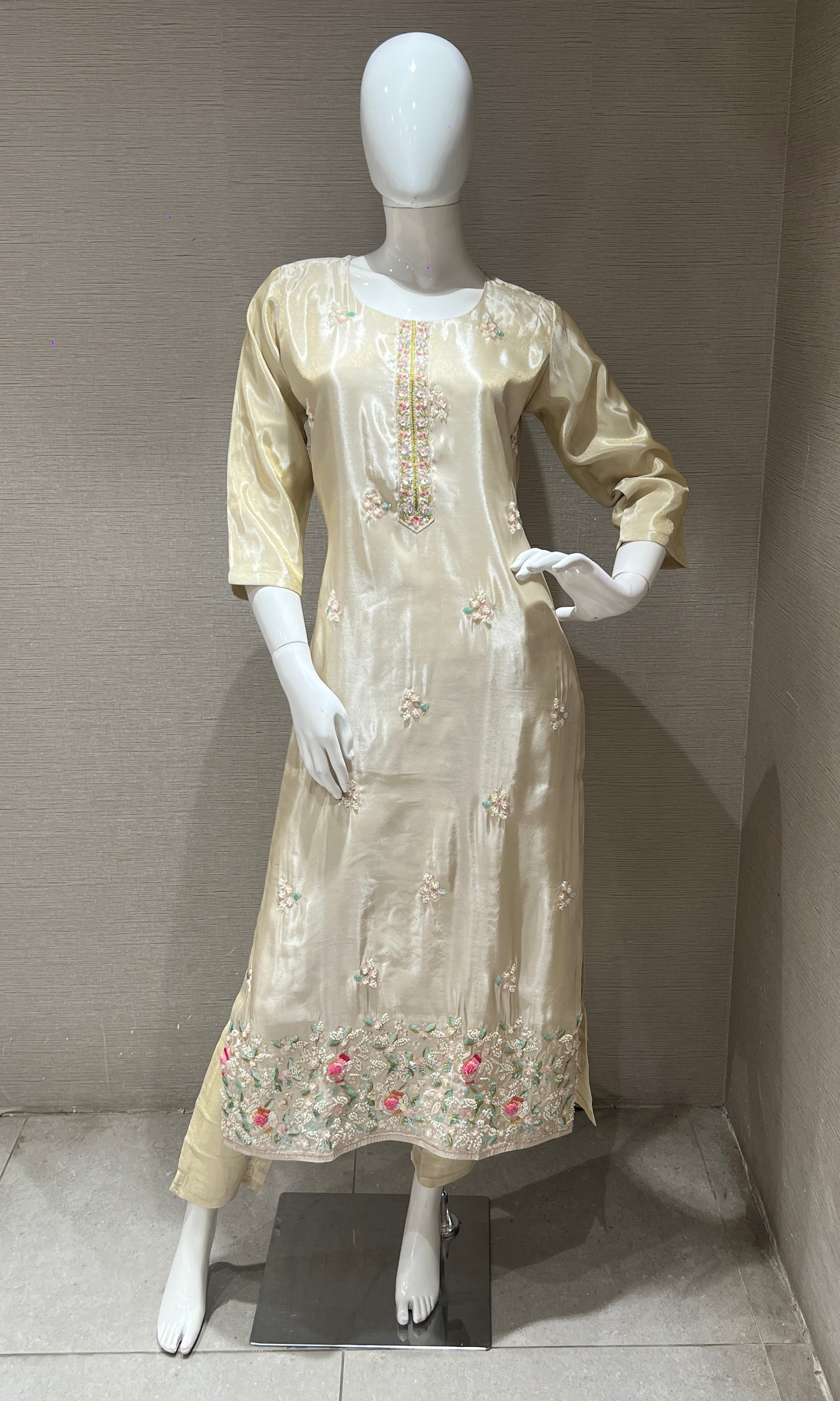 Cream shimmer slik kurta set