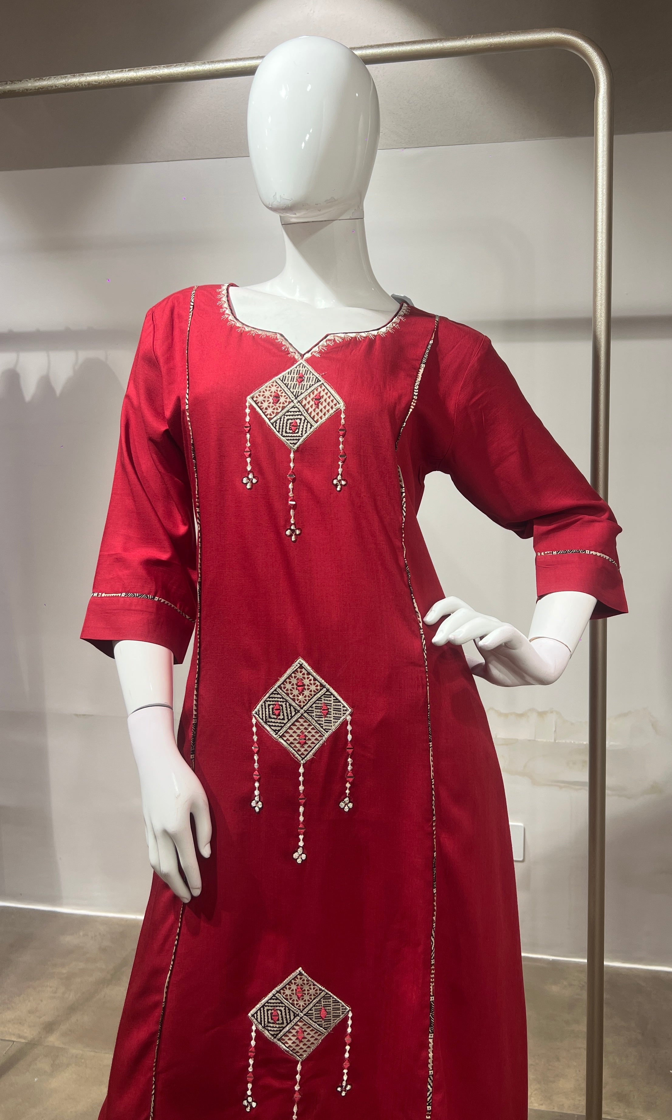 RED Ethnic Motif Kurta with Bottom