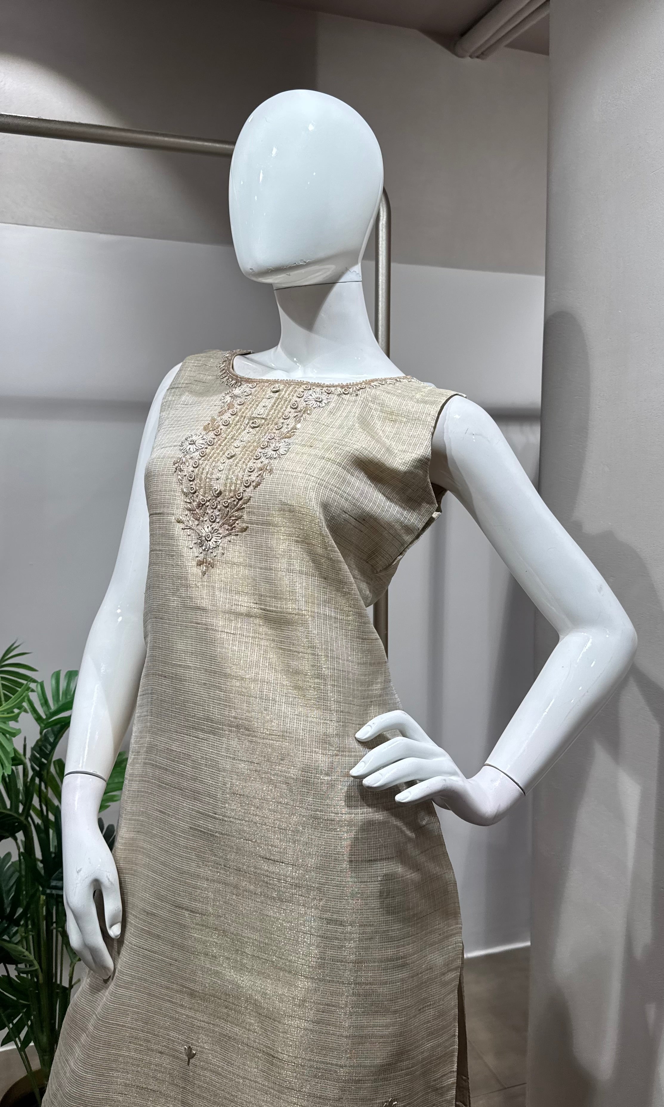 Cream elegant kurta set
