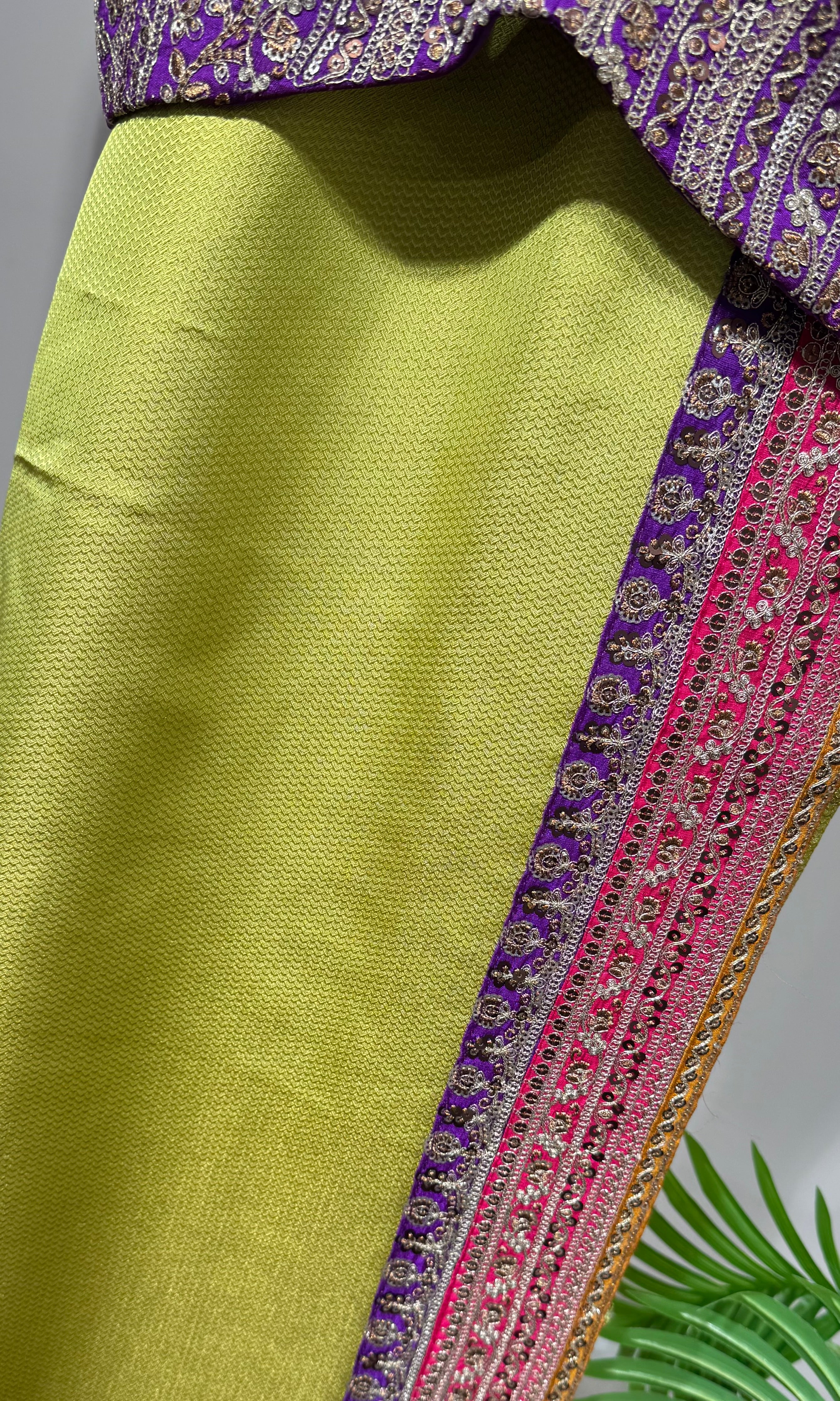 green saree with blouse