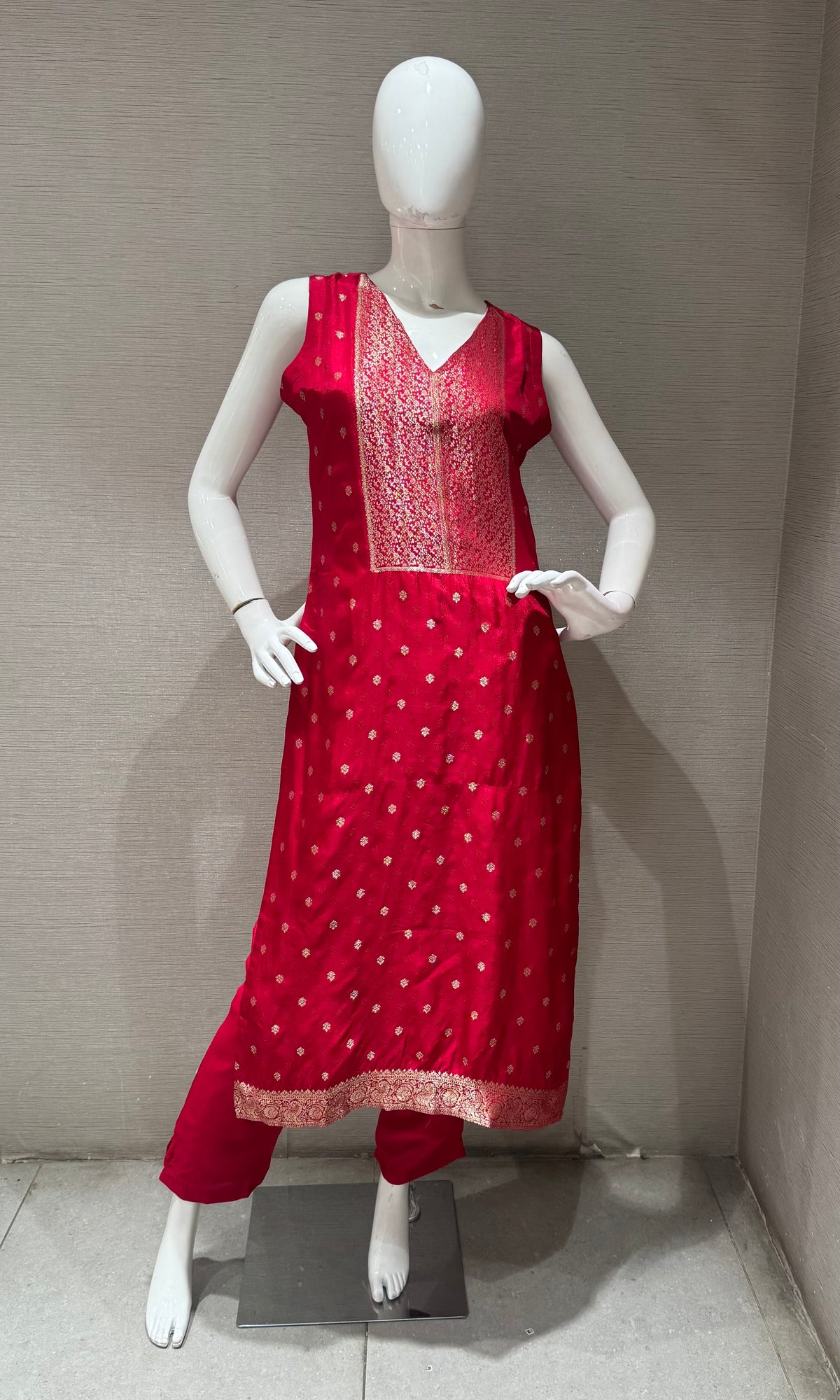 RED Banarasi silk Kurta set with Golden Border dupatta