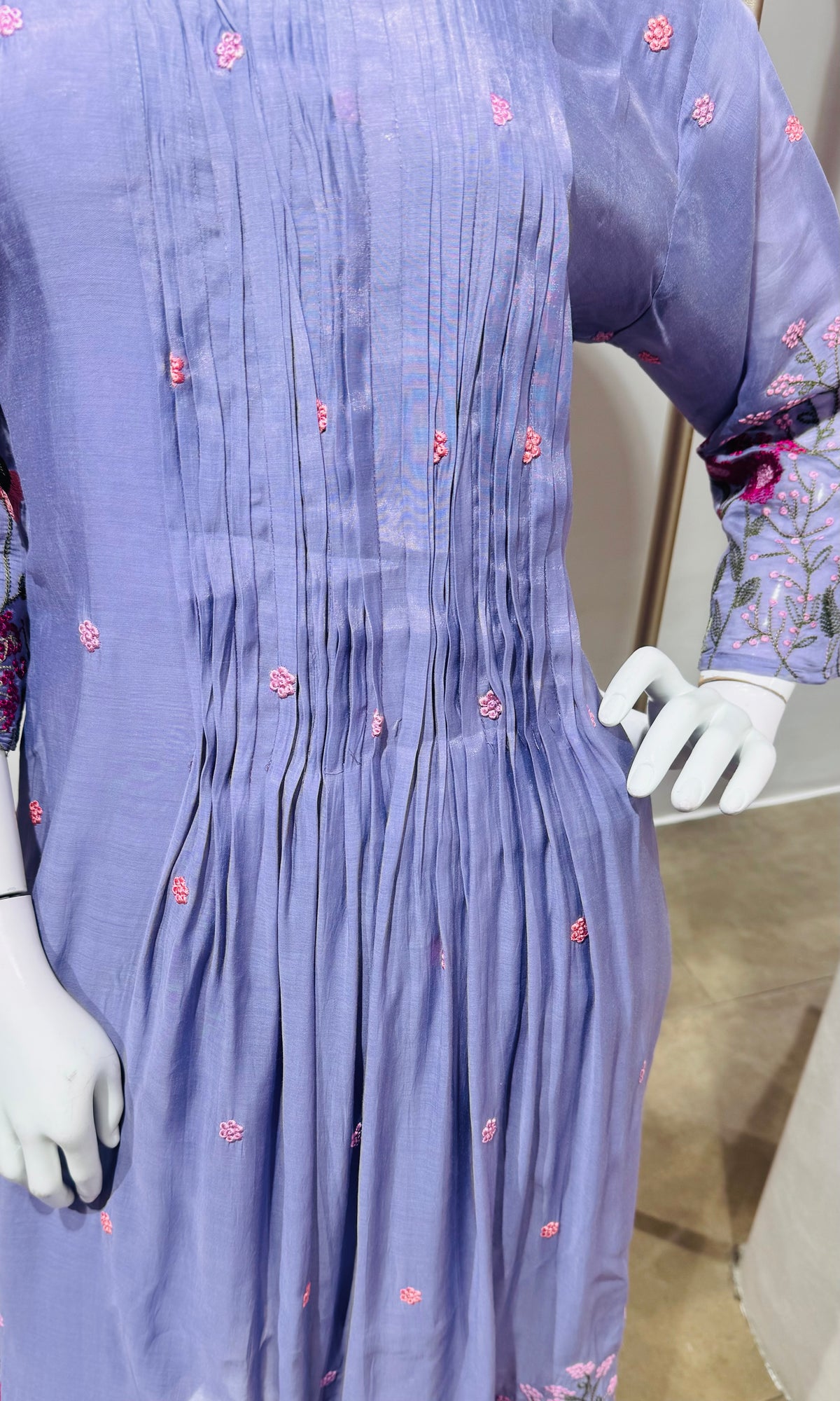Light Purple mul chanderi floral embroidery kurta set