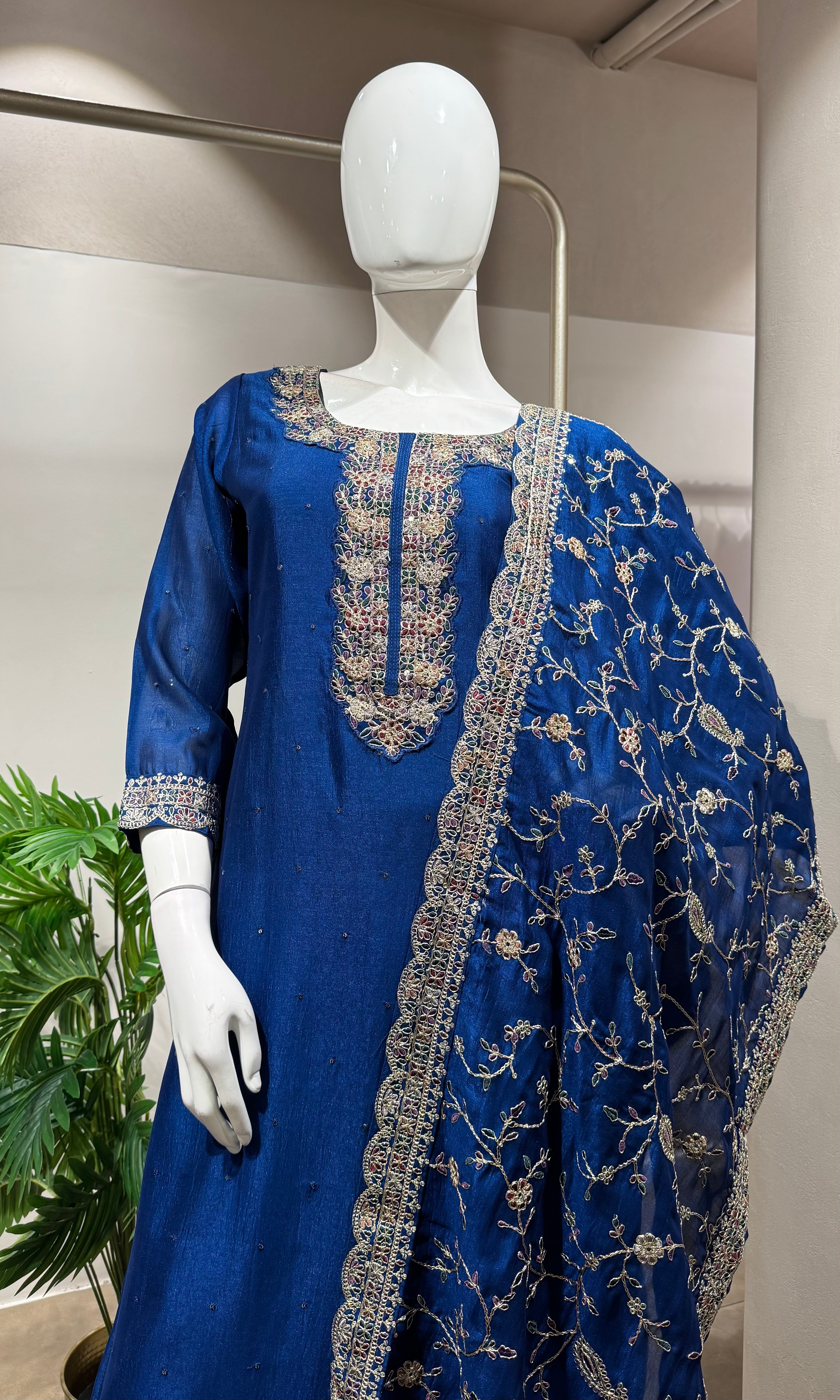 NAVY Blue Silk Kurta Set with Intricate Zari