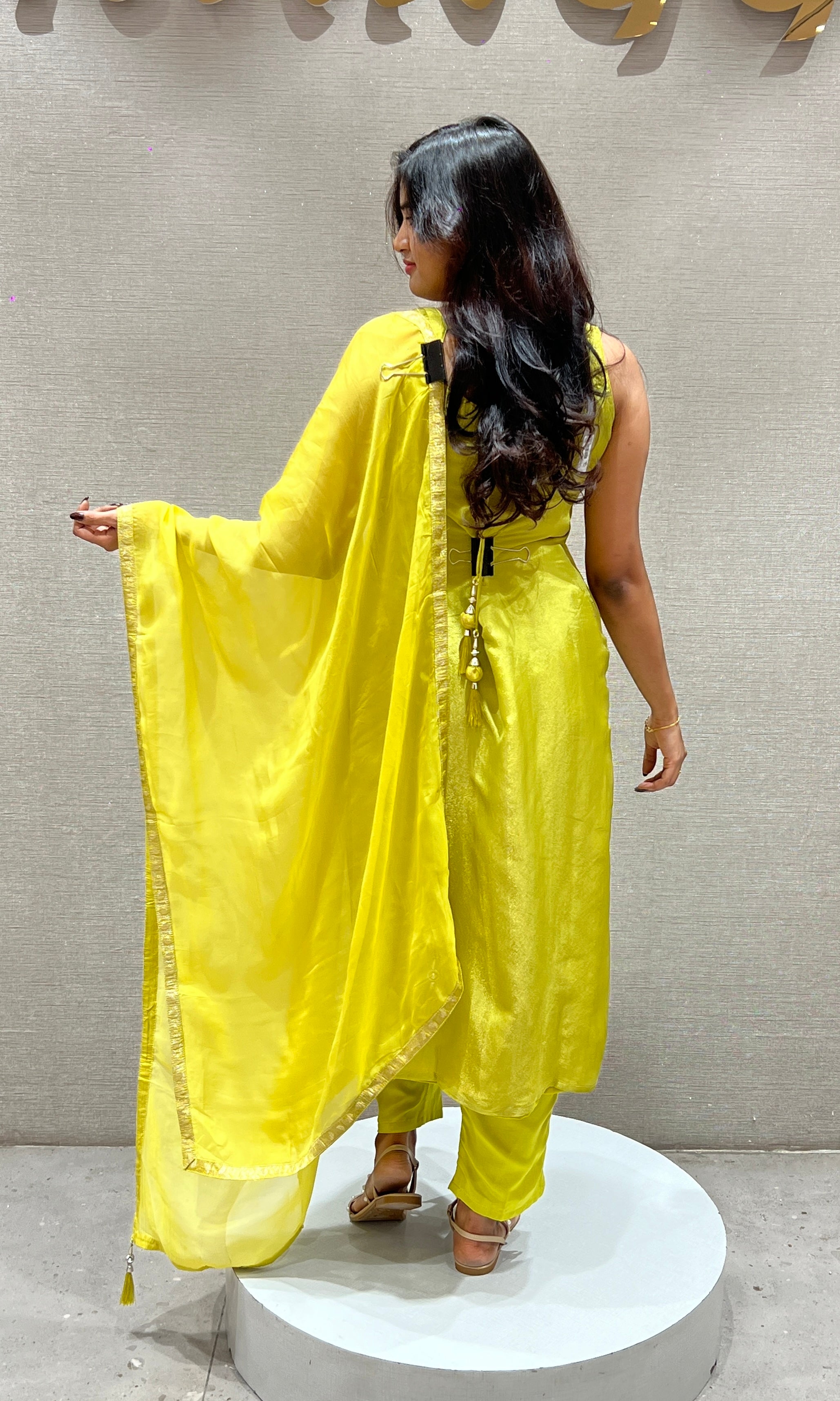 Lime Glow kurta set with dupatta