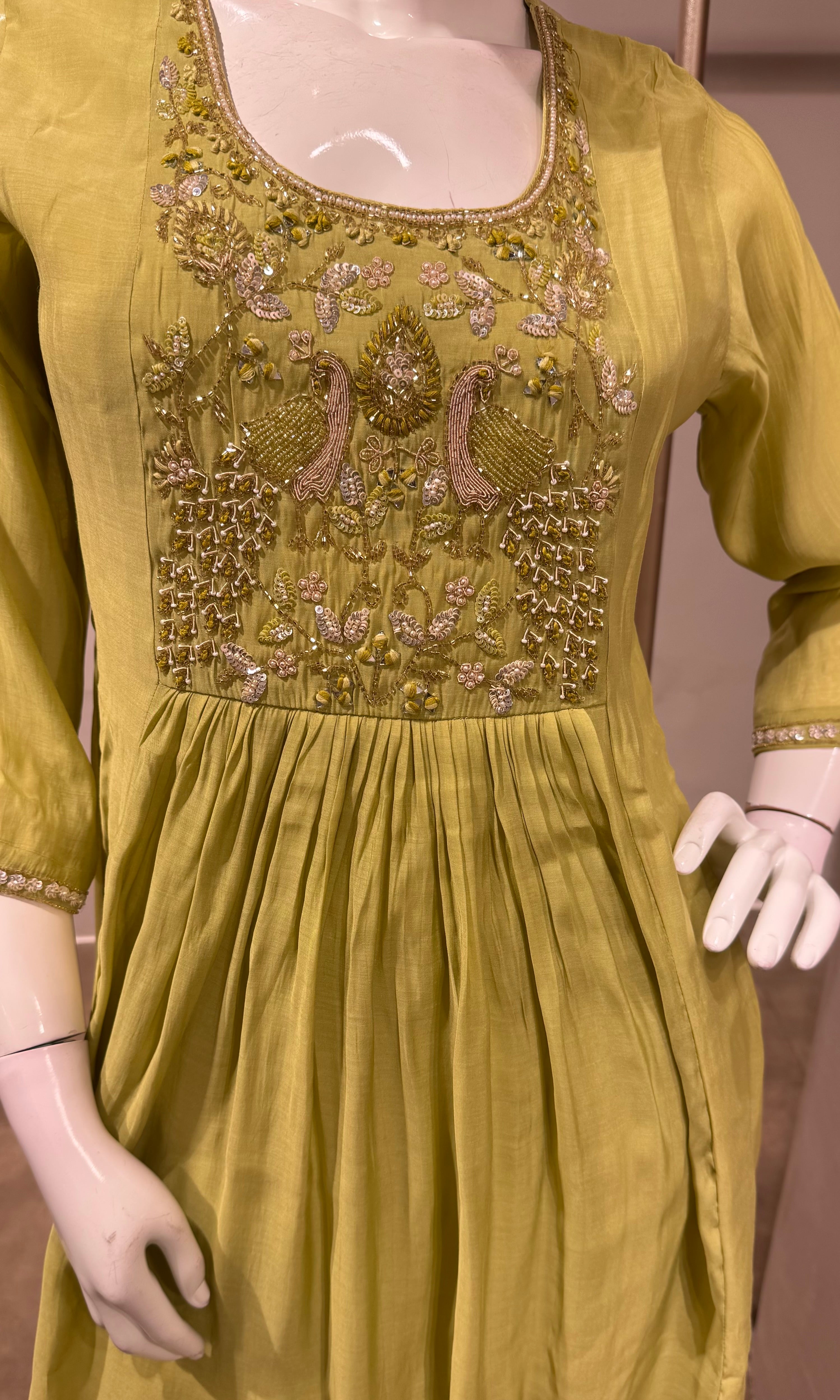 Green Embroidered Silk Blend Kurta Pant Set