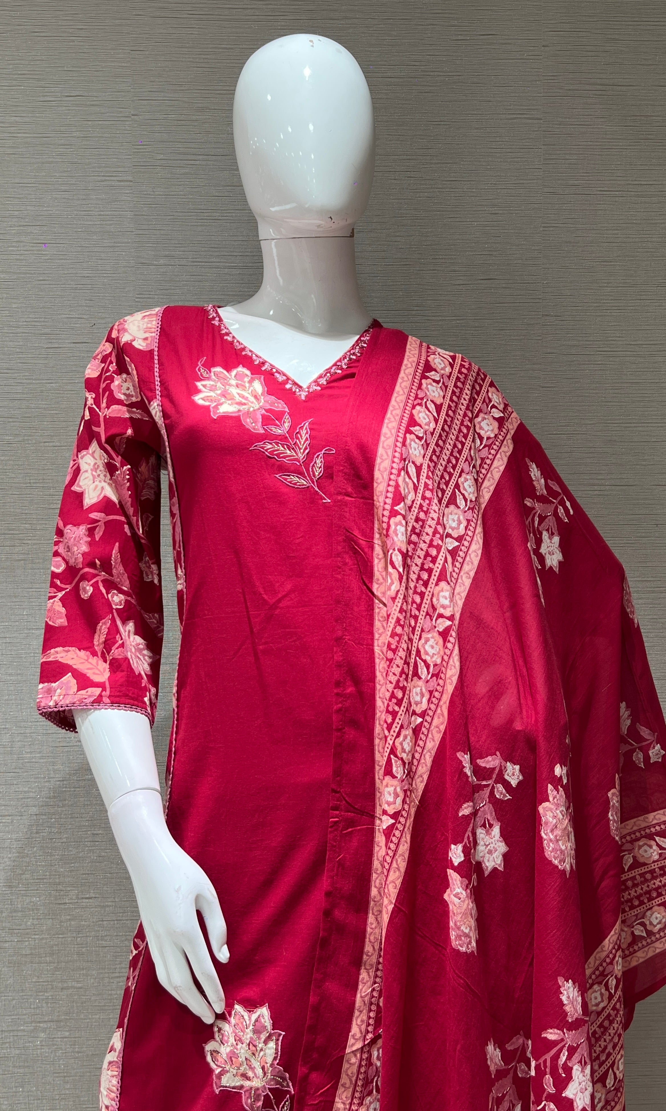 RANI FLORAL MOTIF PRINTED KURTA SET