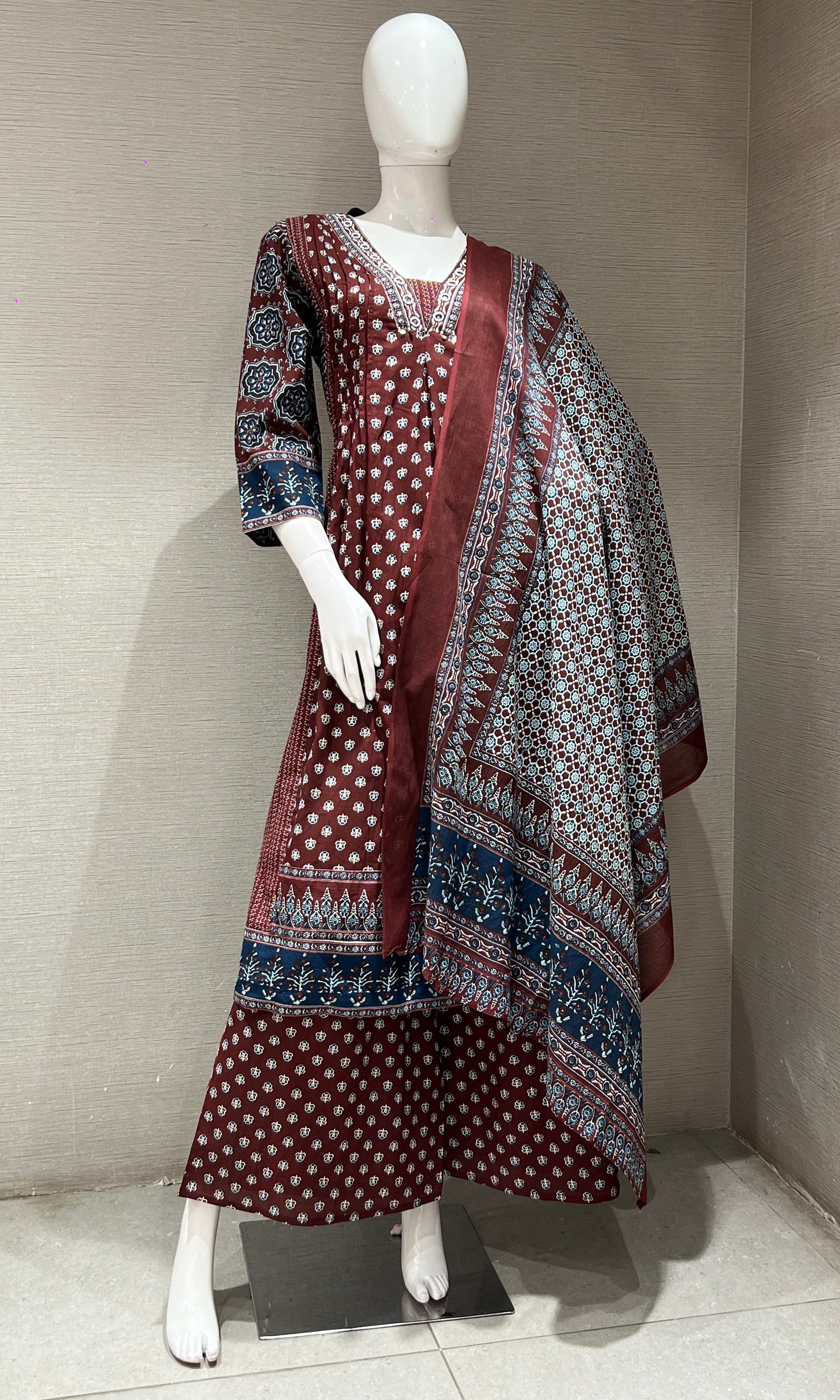 Maroon kurta set WITH PALAZZO PANTS