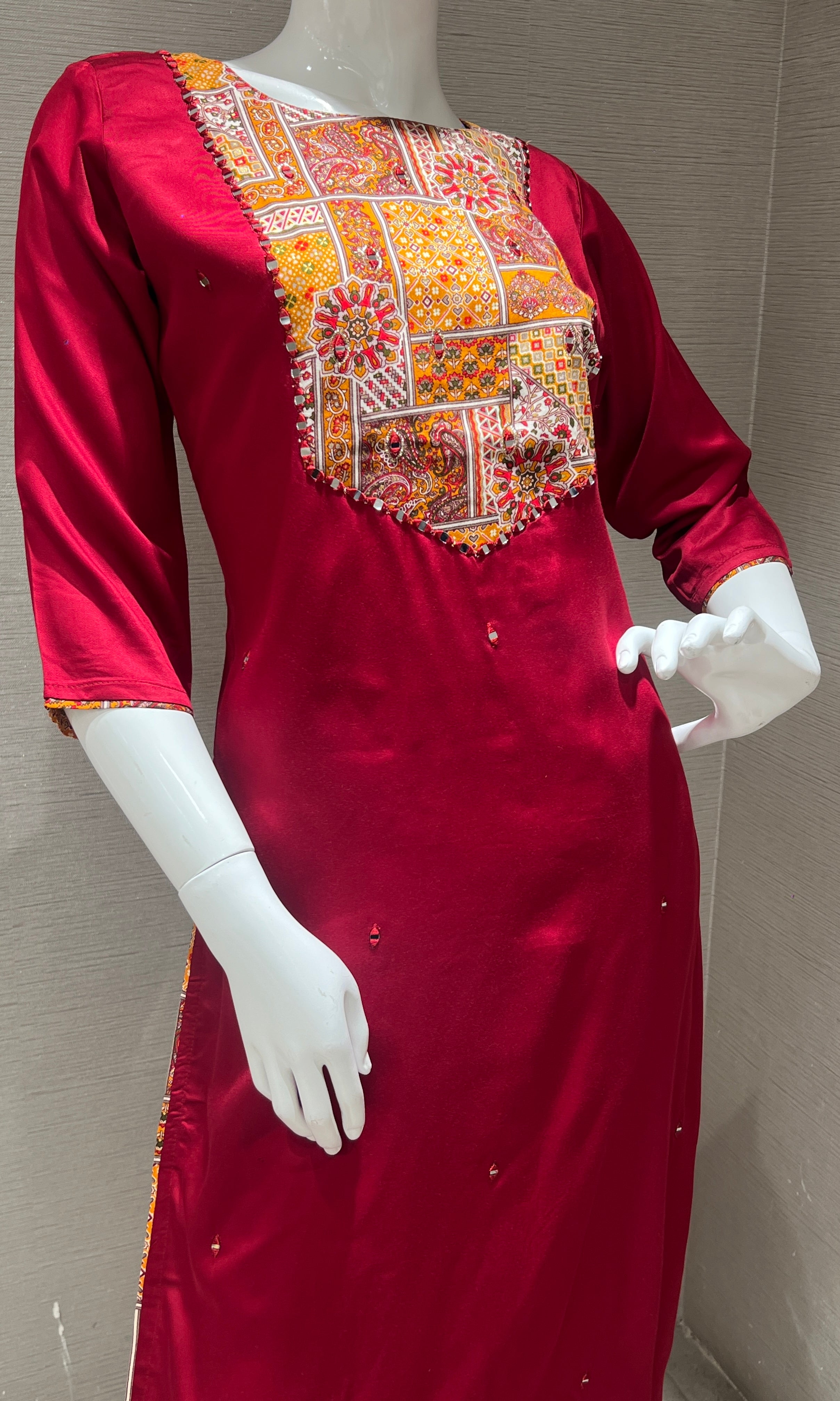 Red kurta set