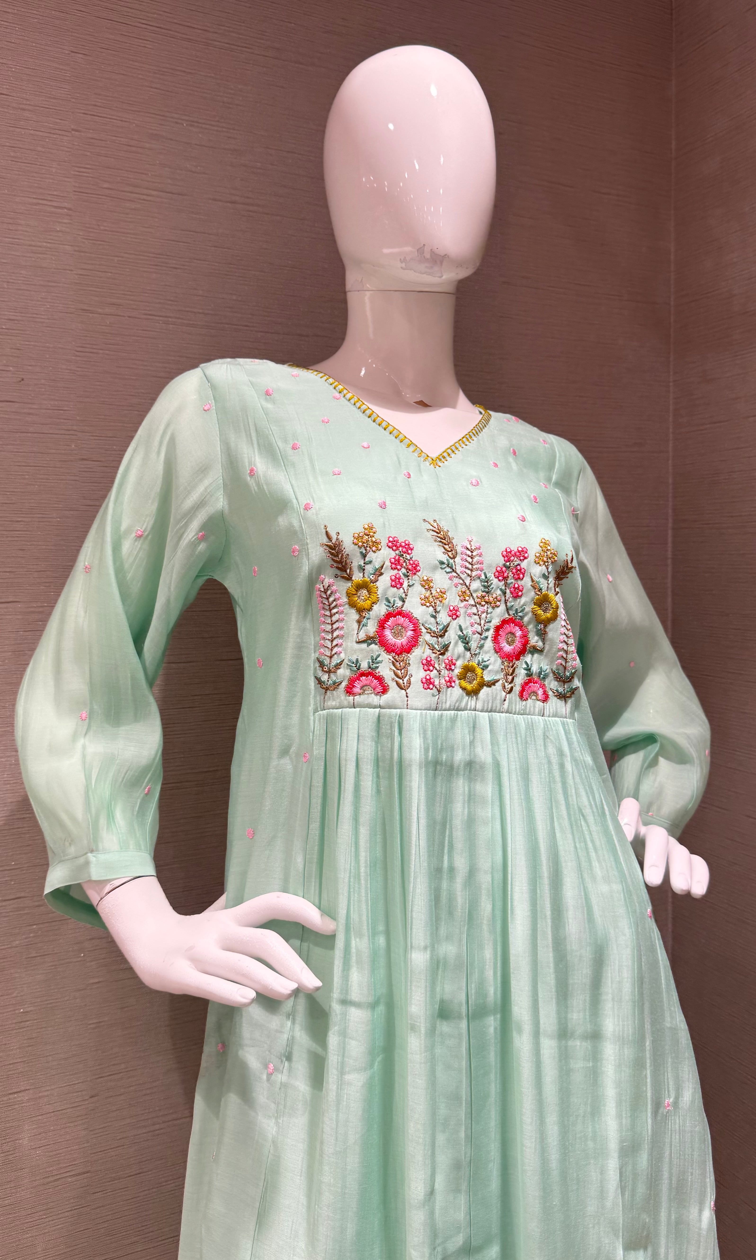 Sea Green Floral embroidery kurta set
