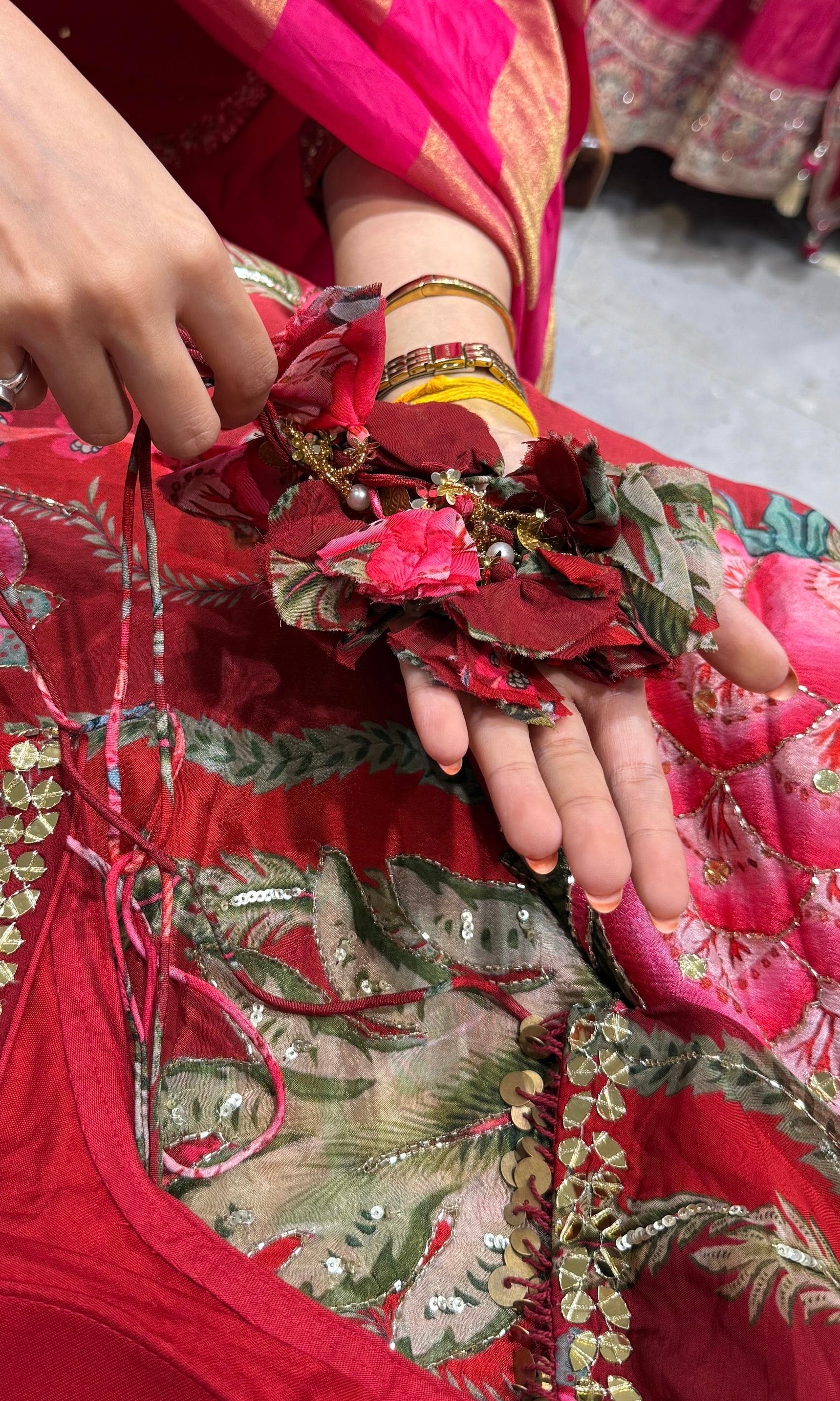 Red saree floral print with ready blouse