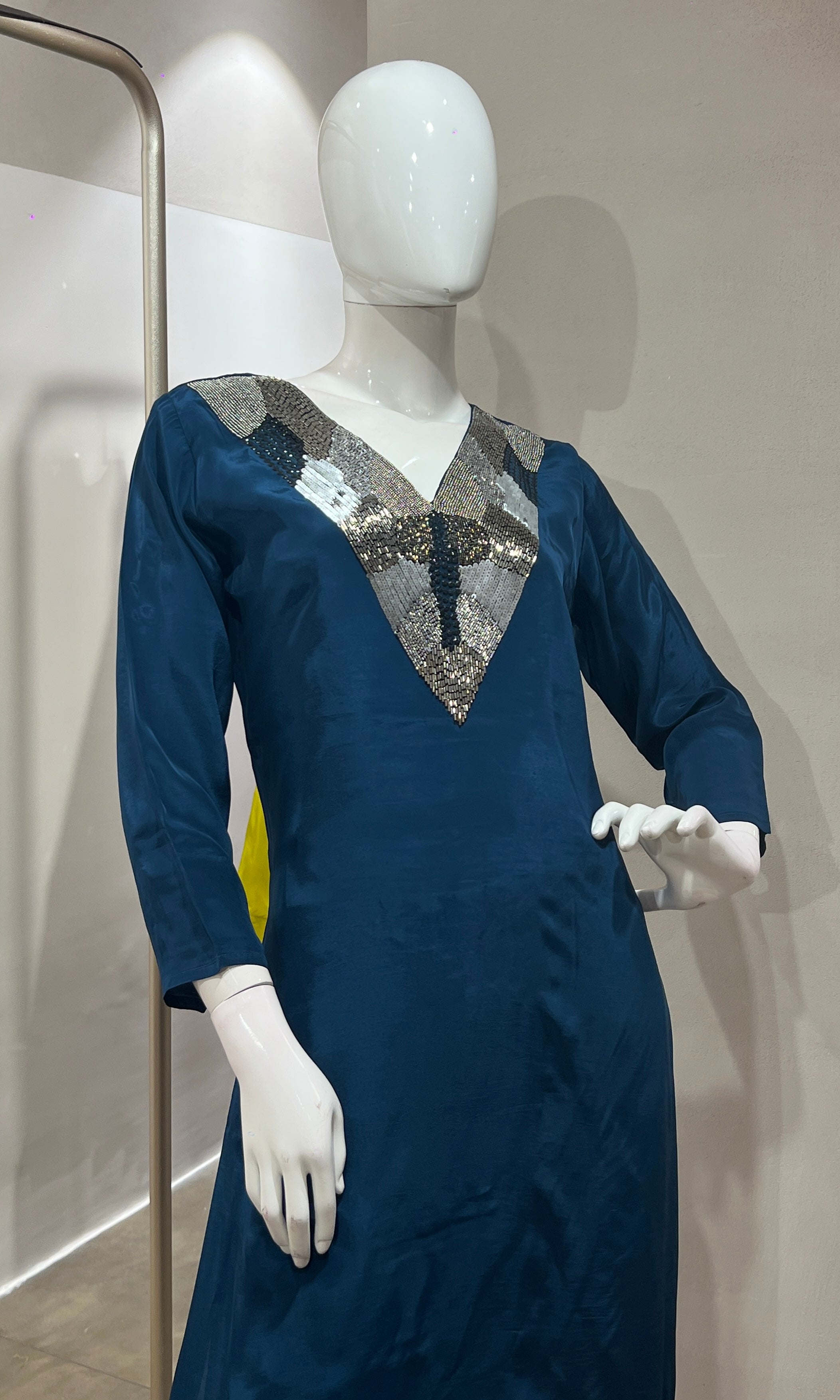 TEAL BLUE ELEGANT V NECK CORD SET