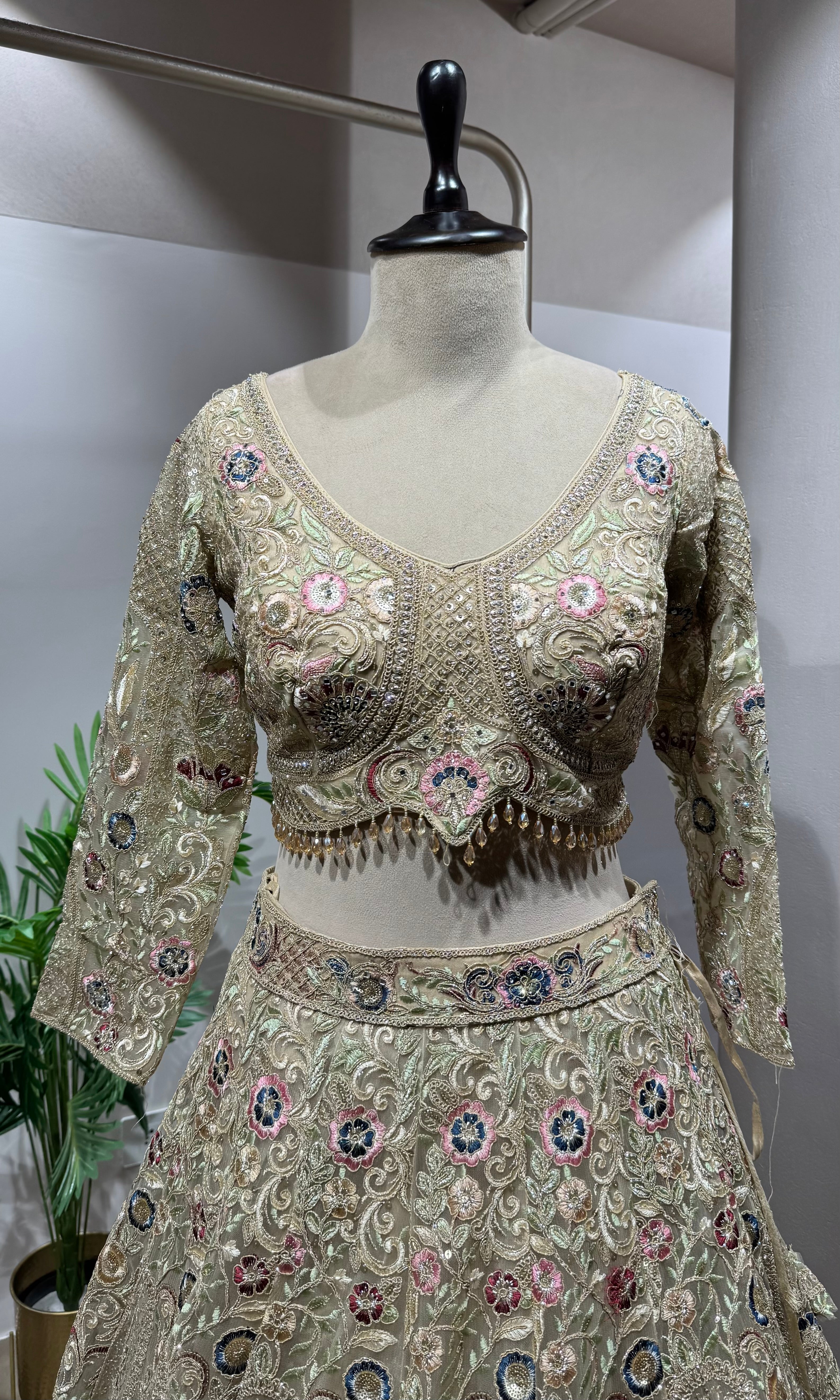 beagh gold bridal lehenga choli