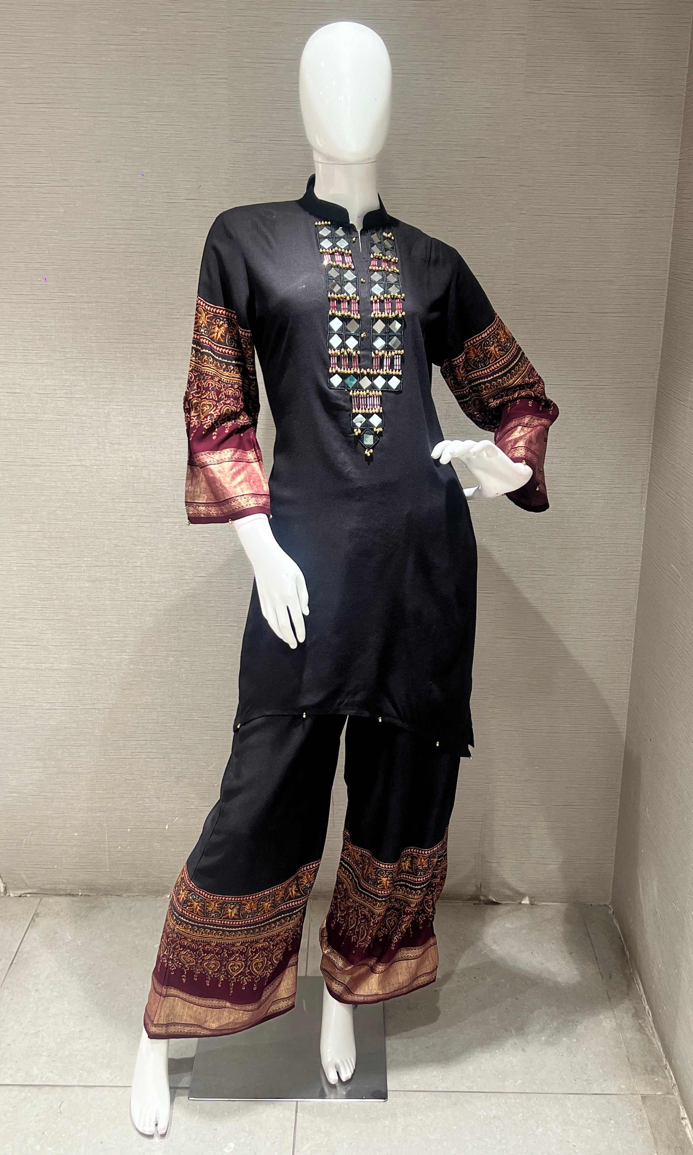 Black Mirror Neck Kurta & Printed Pants cord set