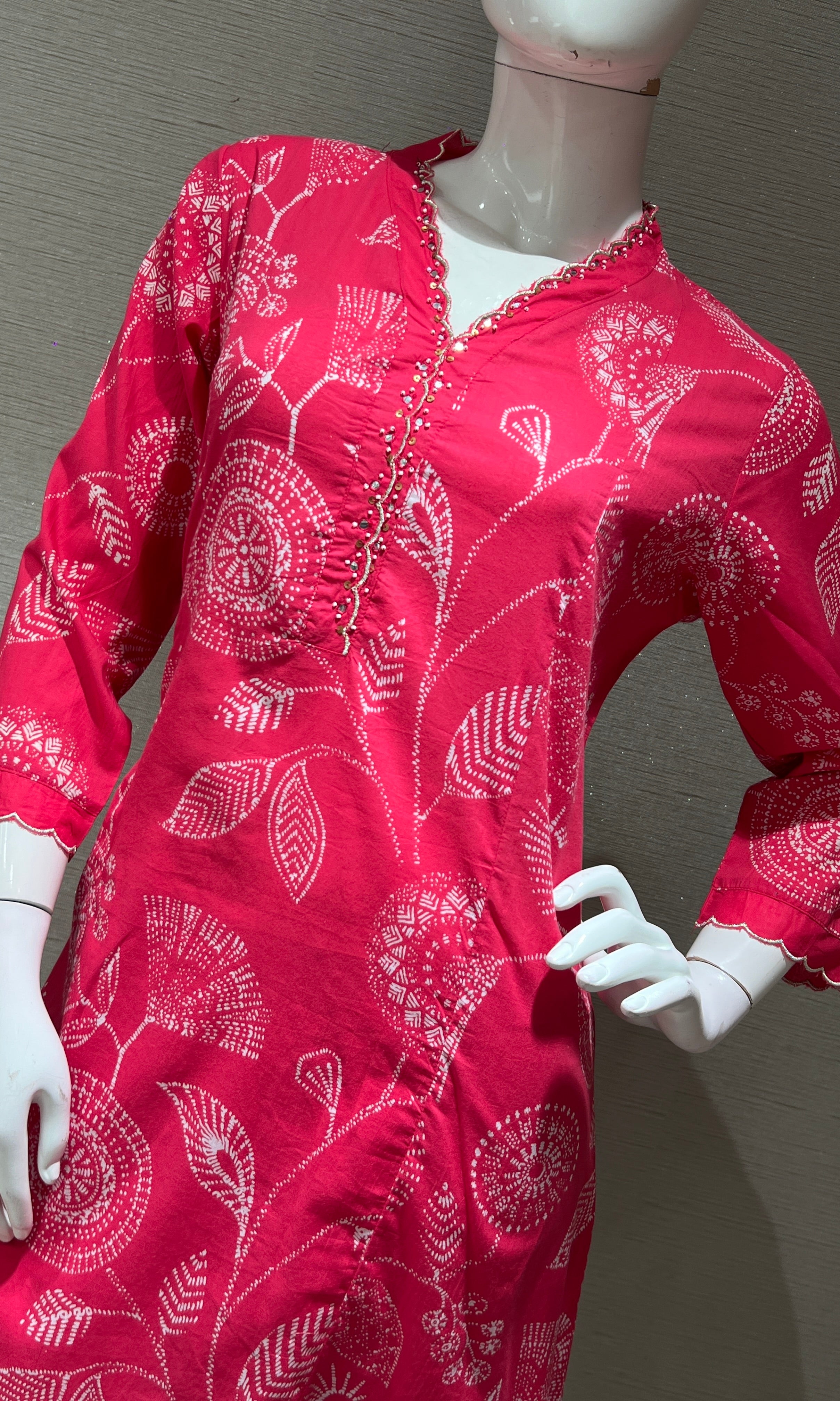 Pink FLORAL PRINT KURTI SET