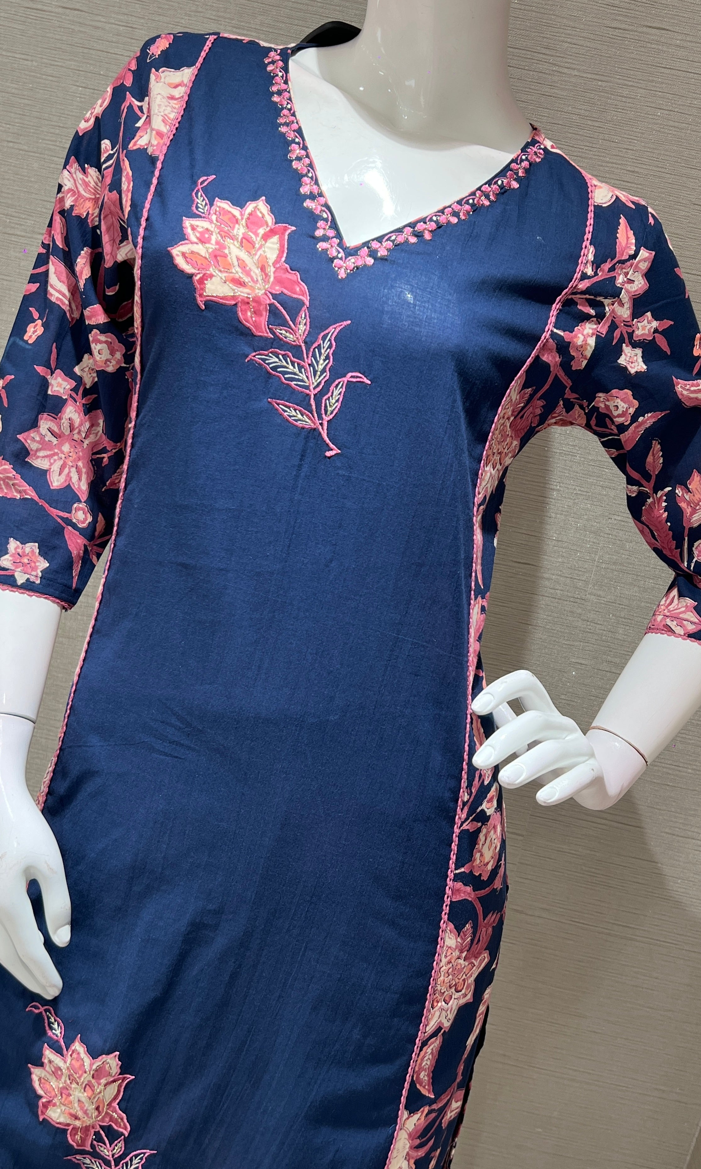 NAVY BLUE FLORAL MOTIFS KURTA SET