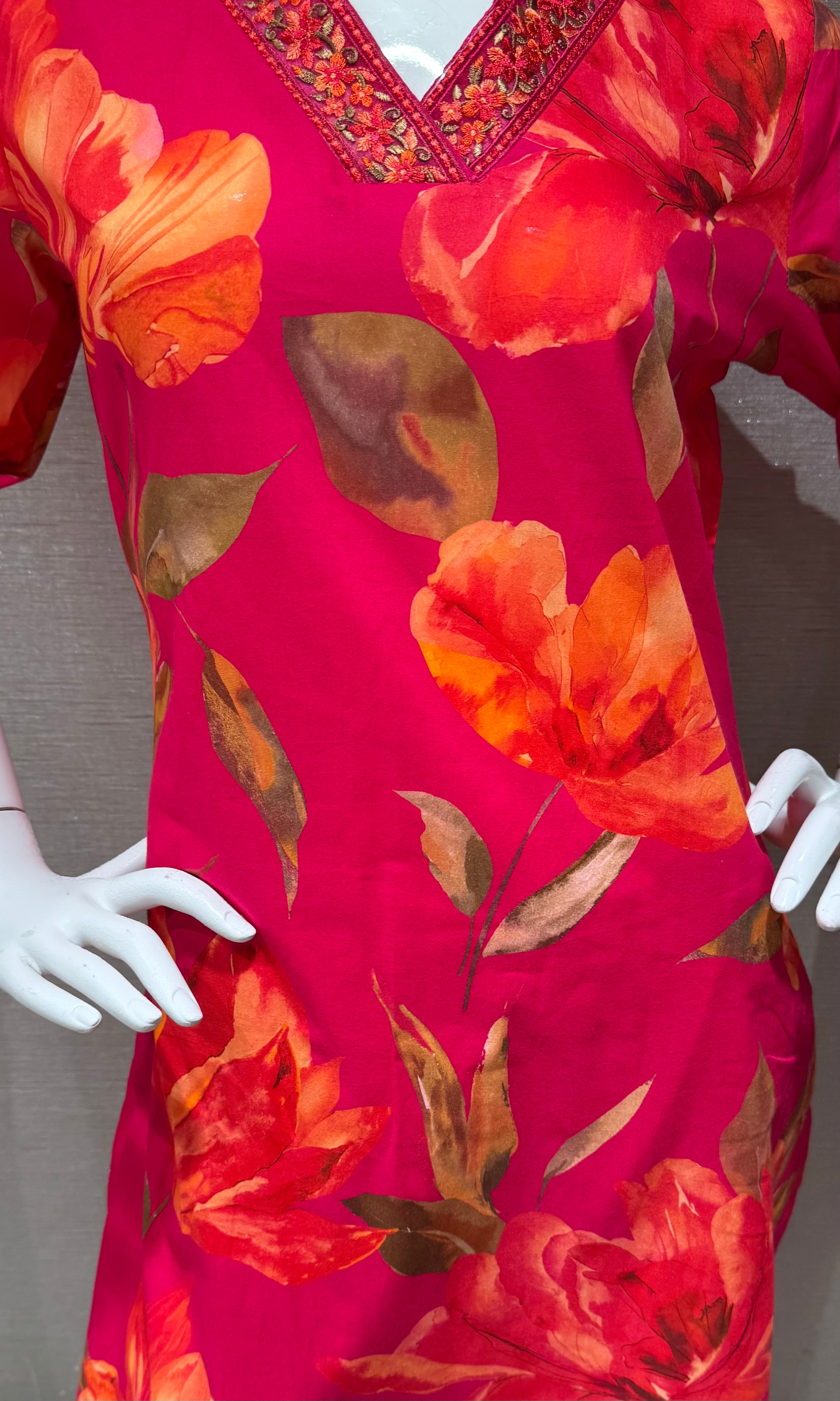 Rani pink Abstract Floral Straight Kurta Set