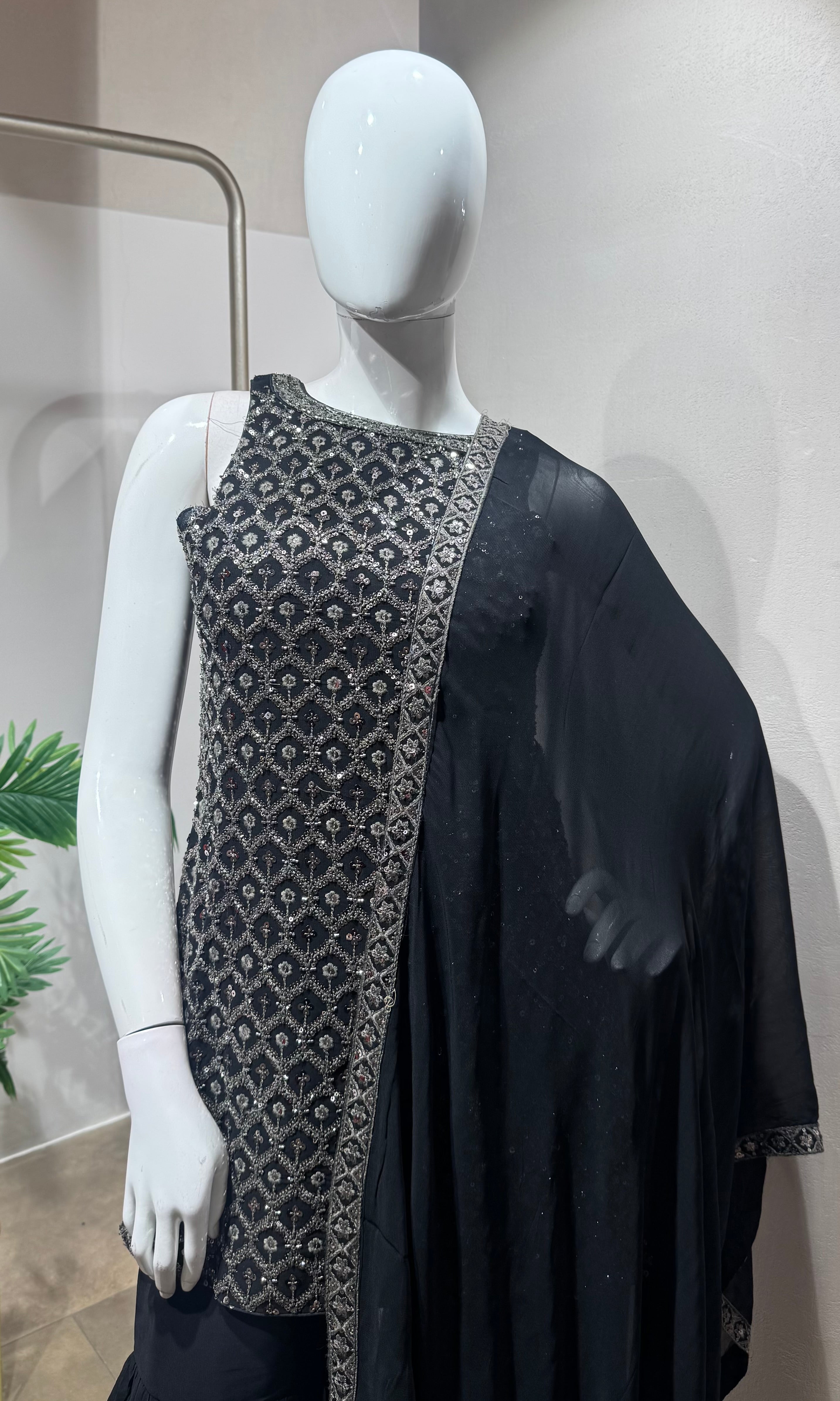 BLACK EMBROIDERED PEPLUM SHARARA SET