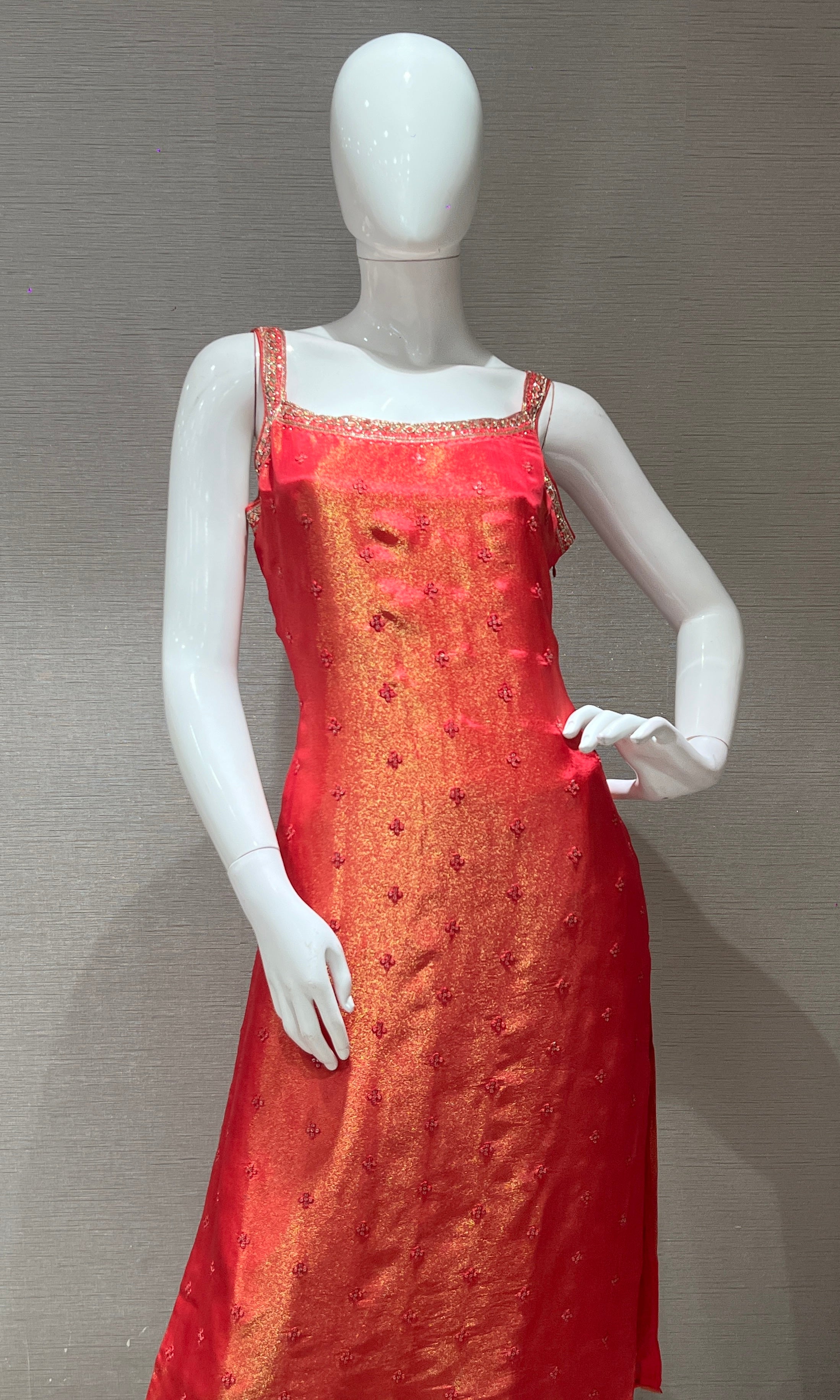 pink and gold Embellished kurta set