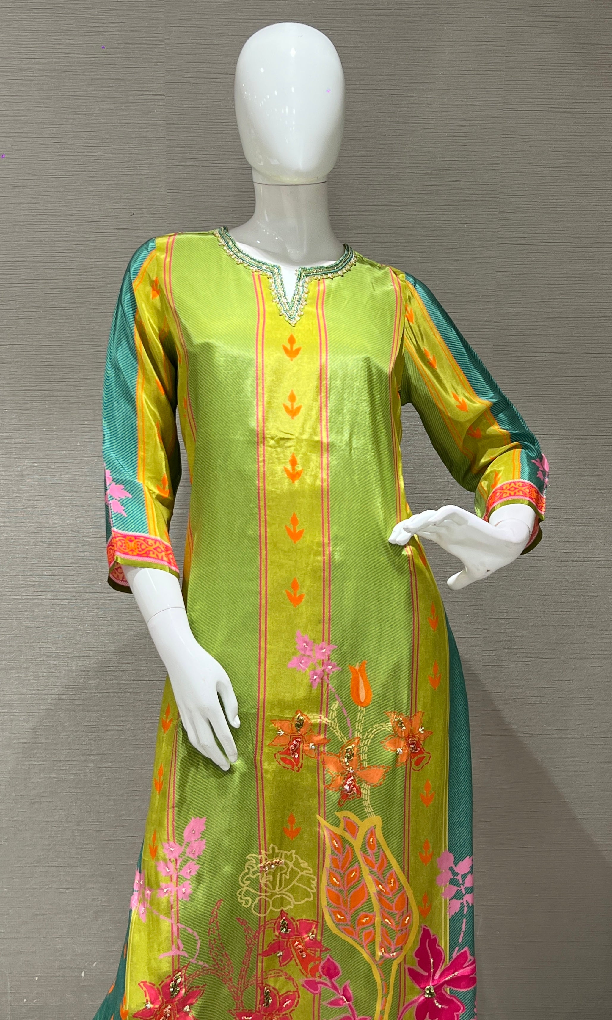 Green Floral Print Kurta Set with Dupatta