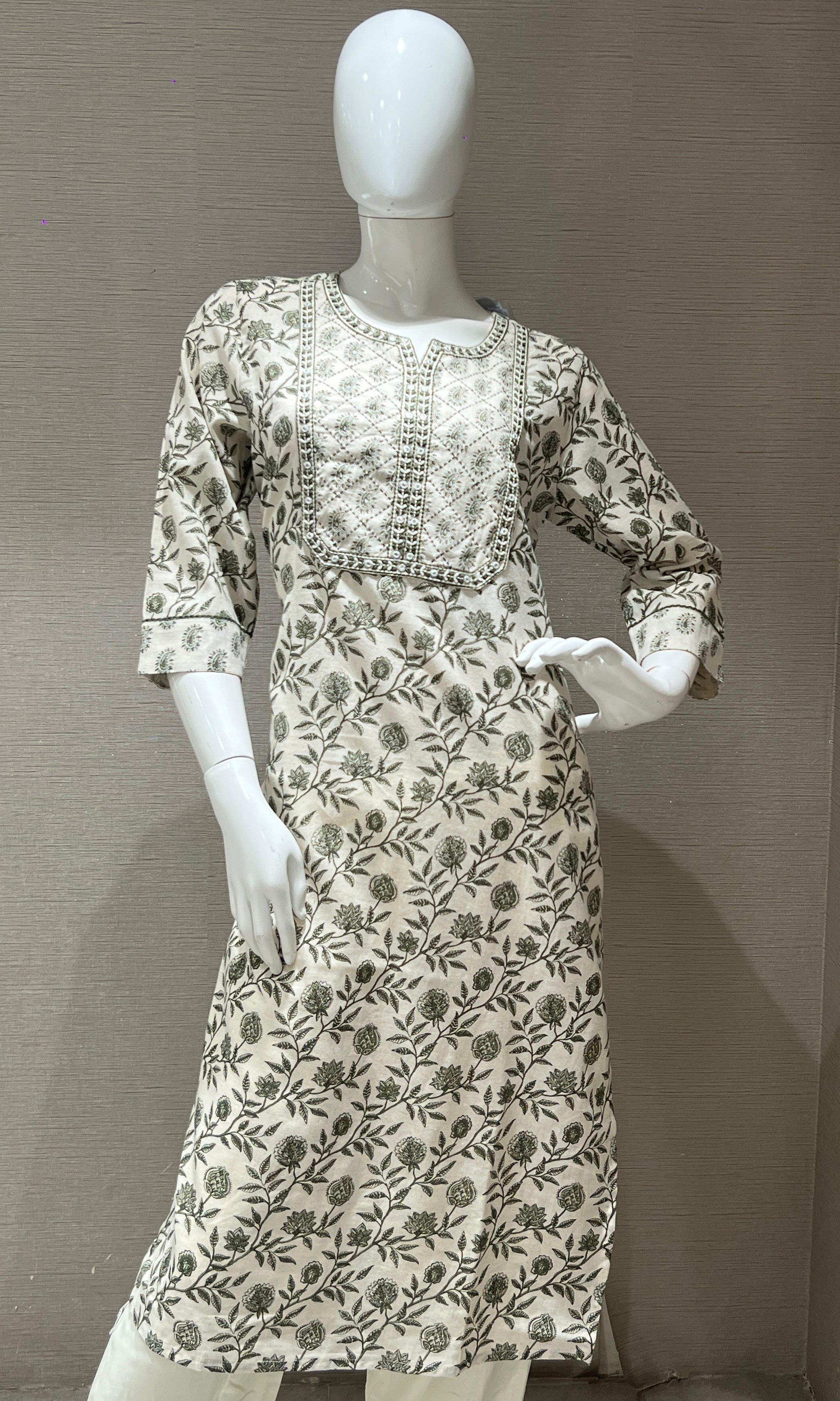 Mehandi green kurti
