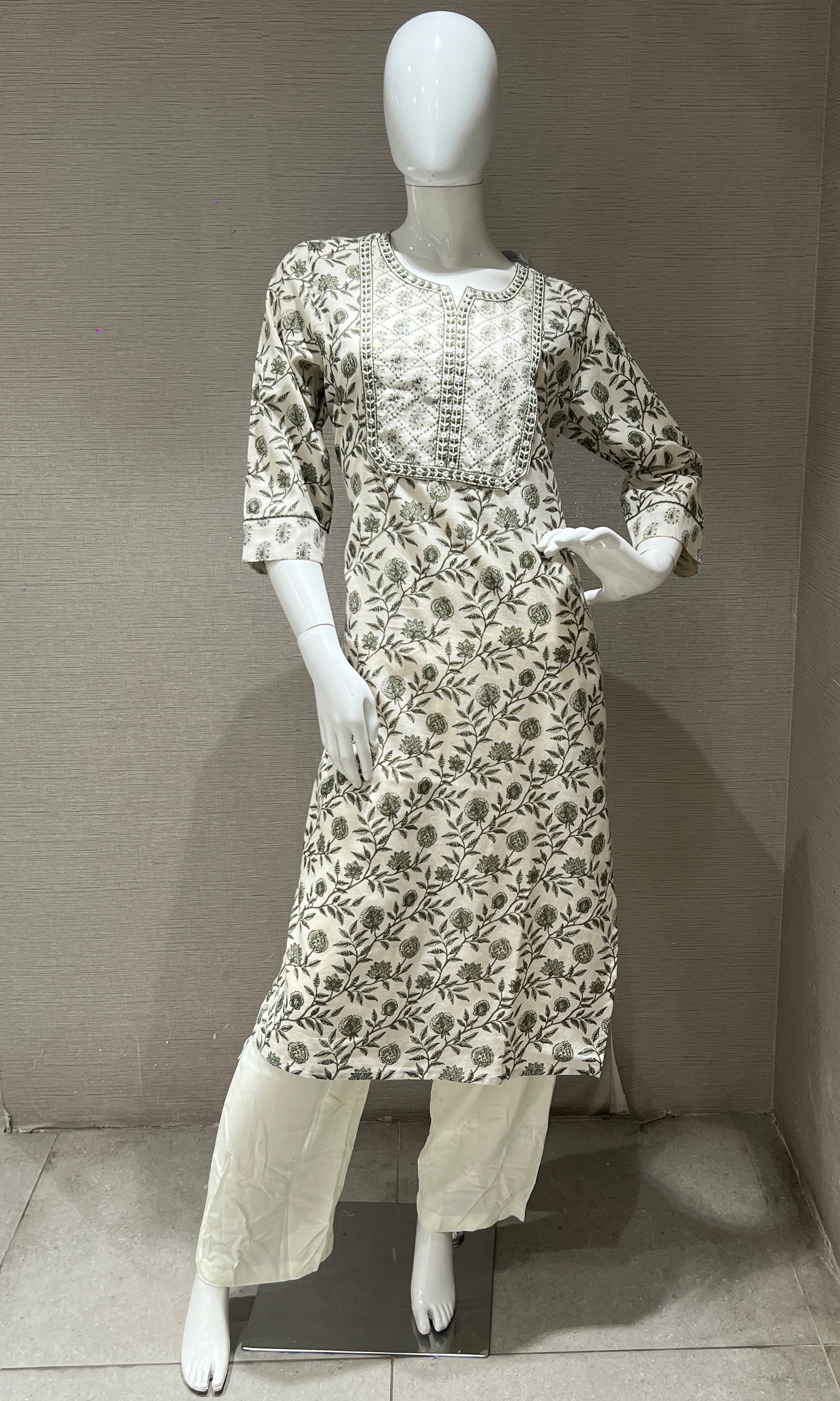 Mehandi green kurti