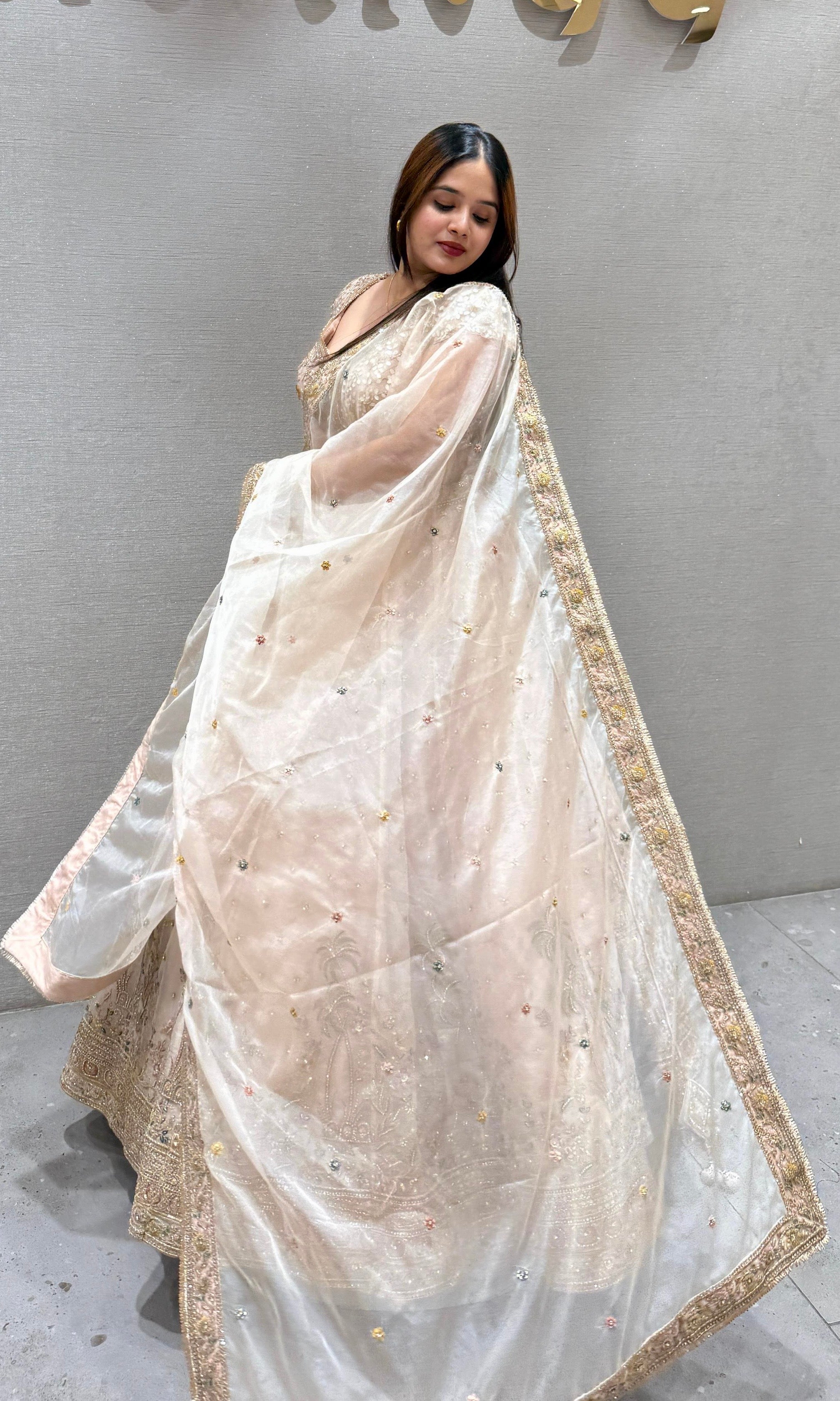 Preach Lehenga