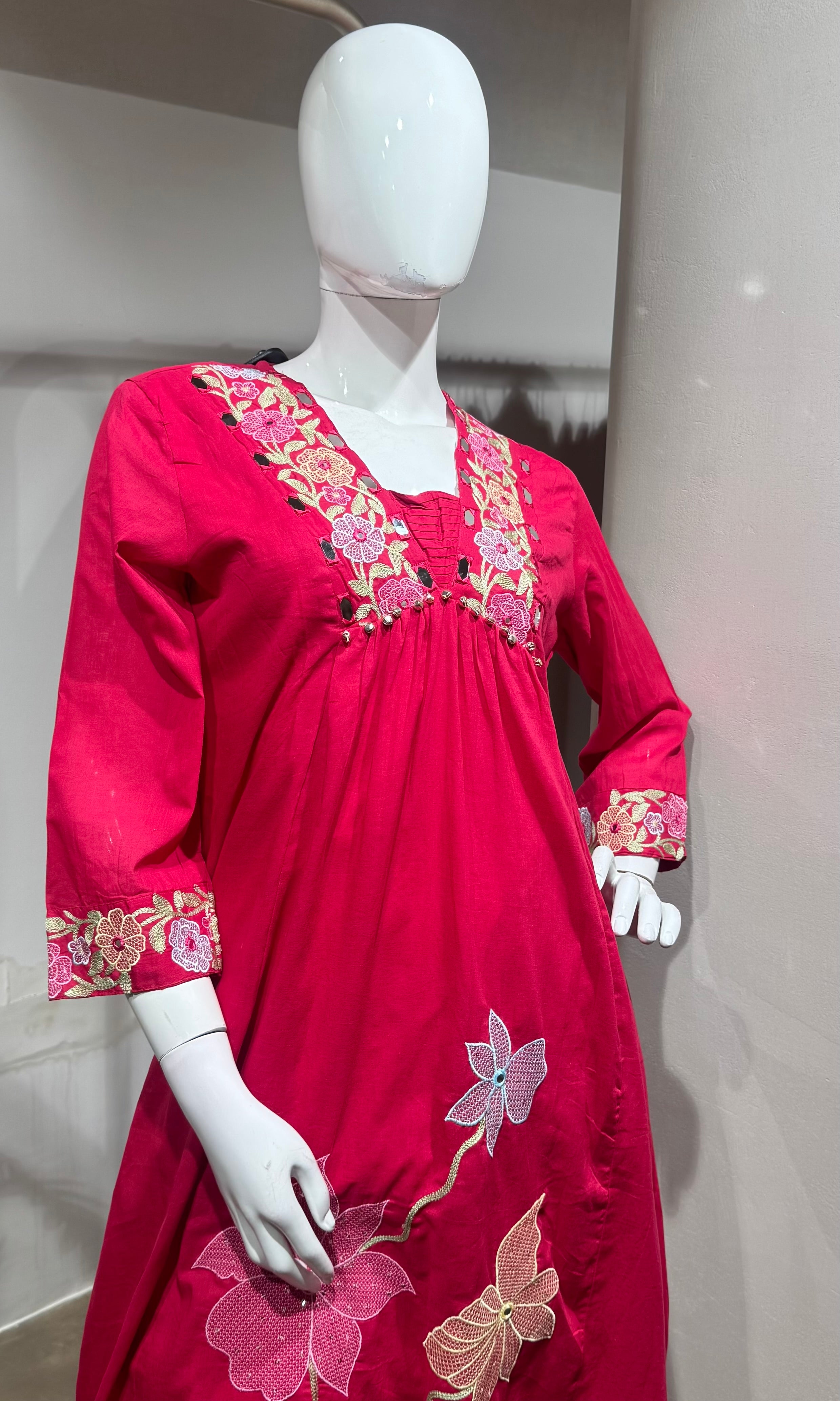 Pink Floral Embroidered Kurta set