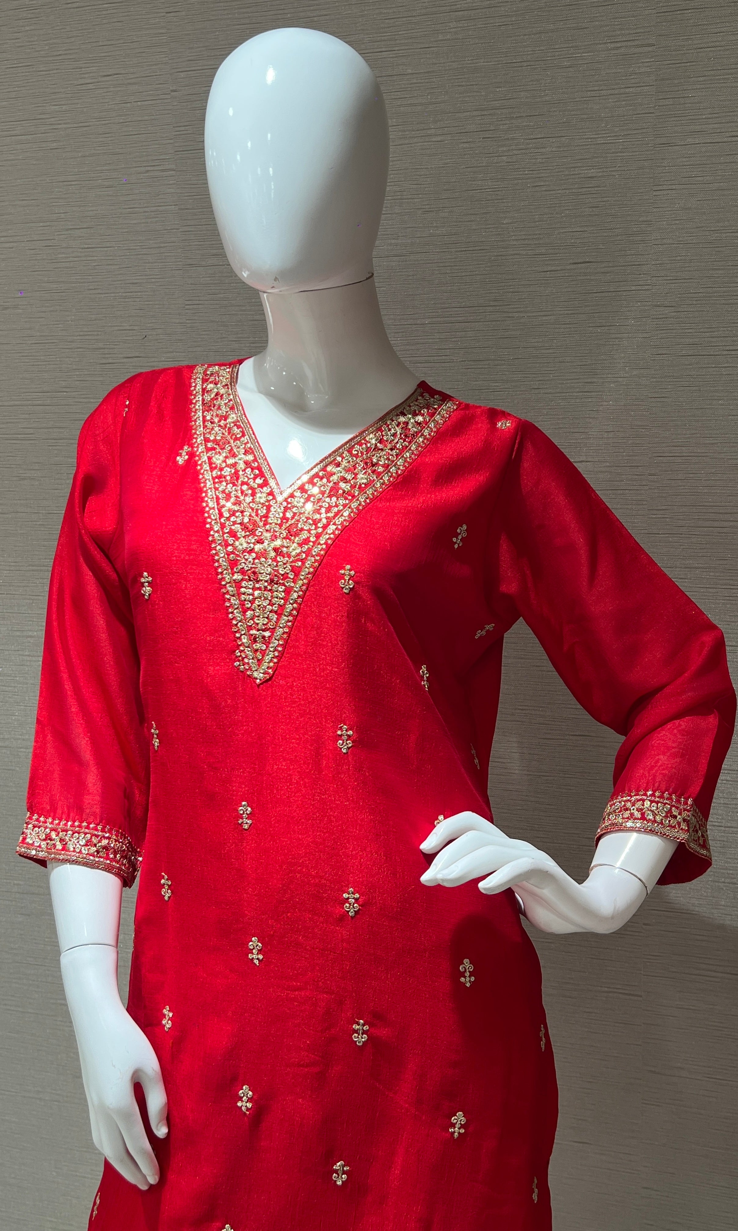 Red kurta set