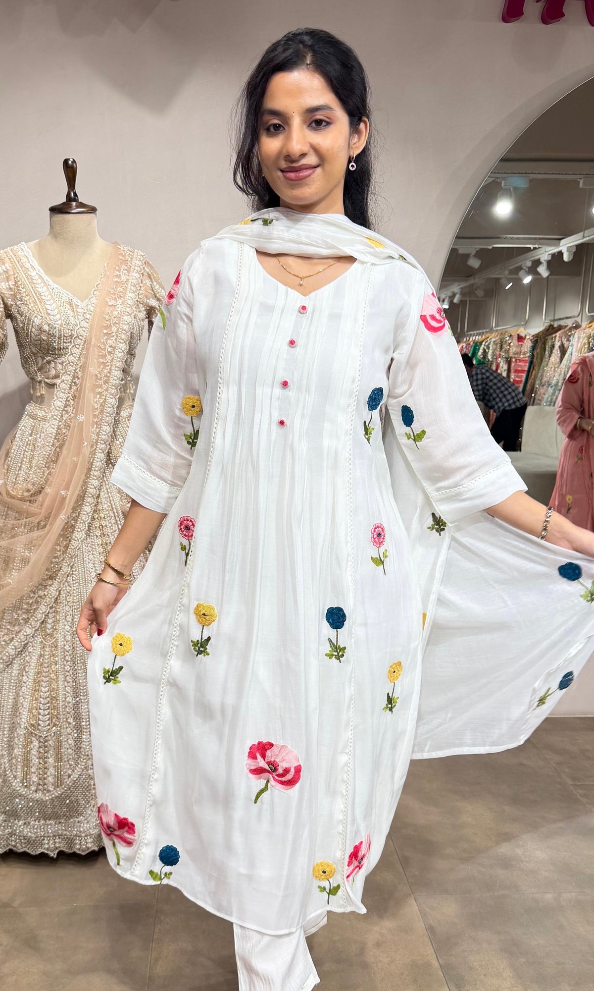 White Floral Kurta Pant Set with Dupatta