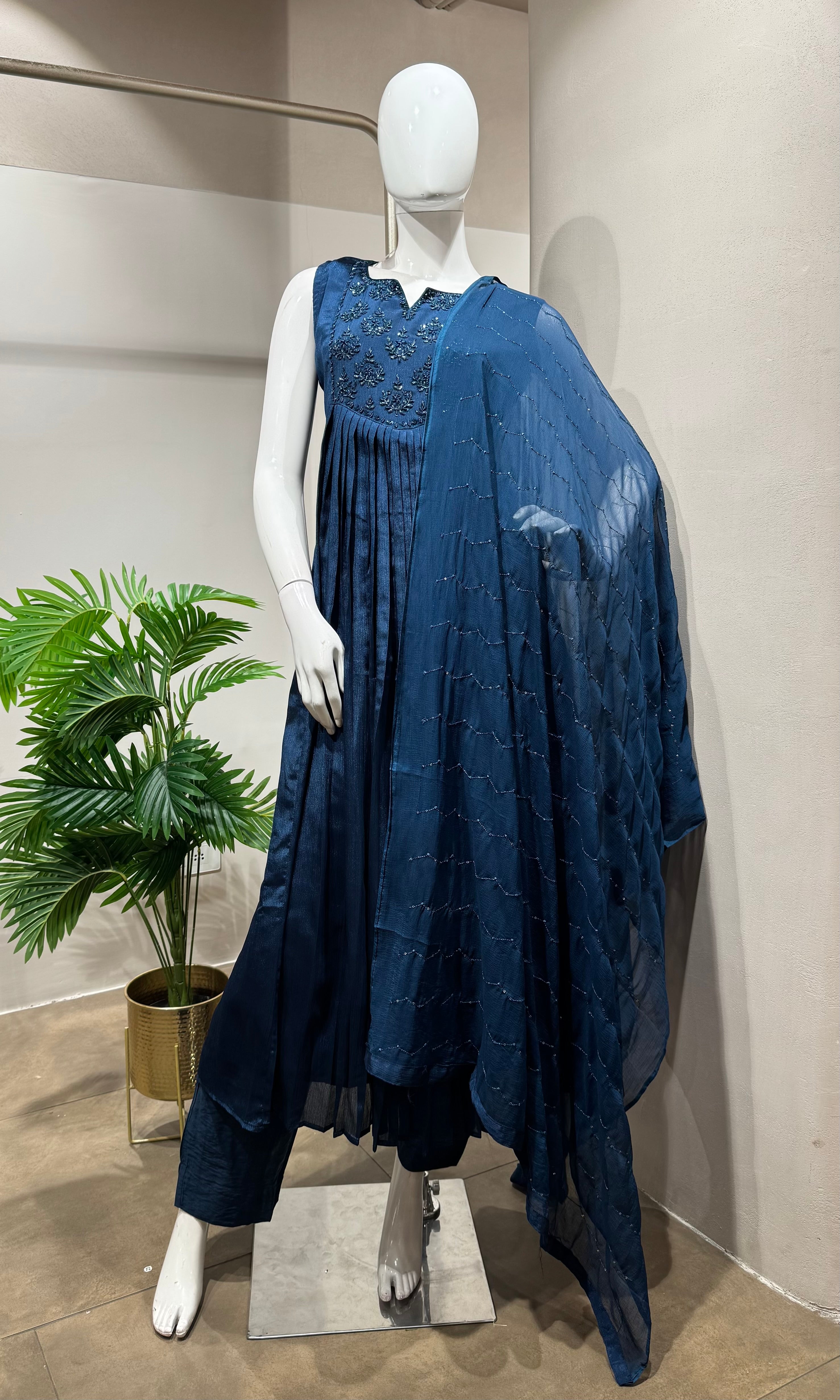 blue embroidered kurta set