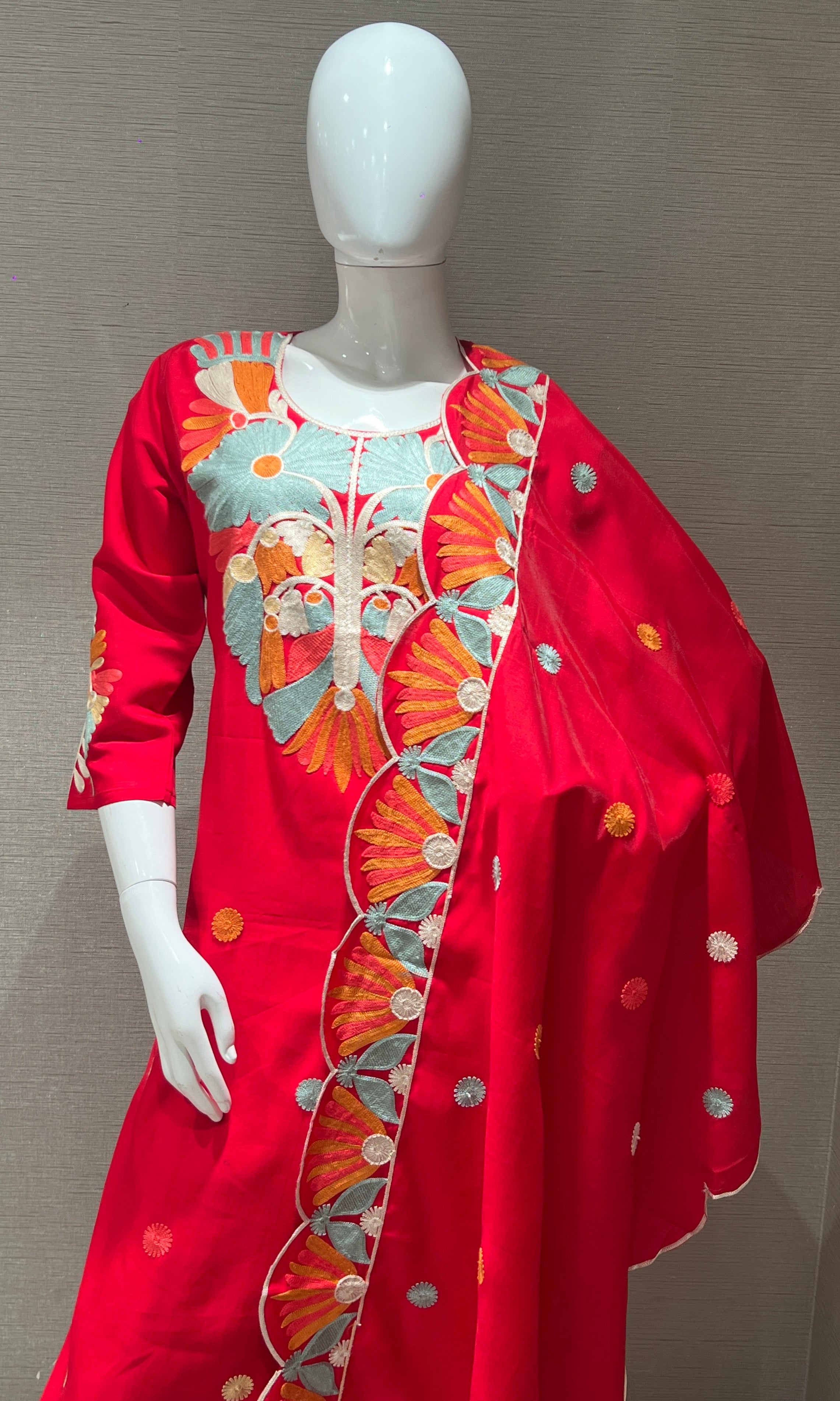 pink embroidered kurta set