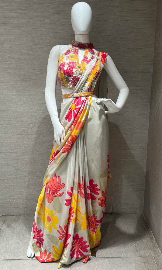 🪸Multi colour one with saree with halter neck designer blouse🪸