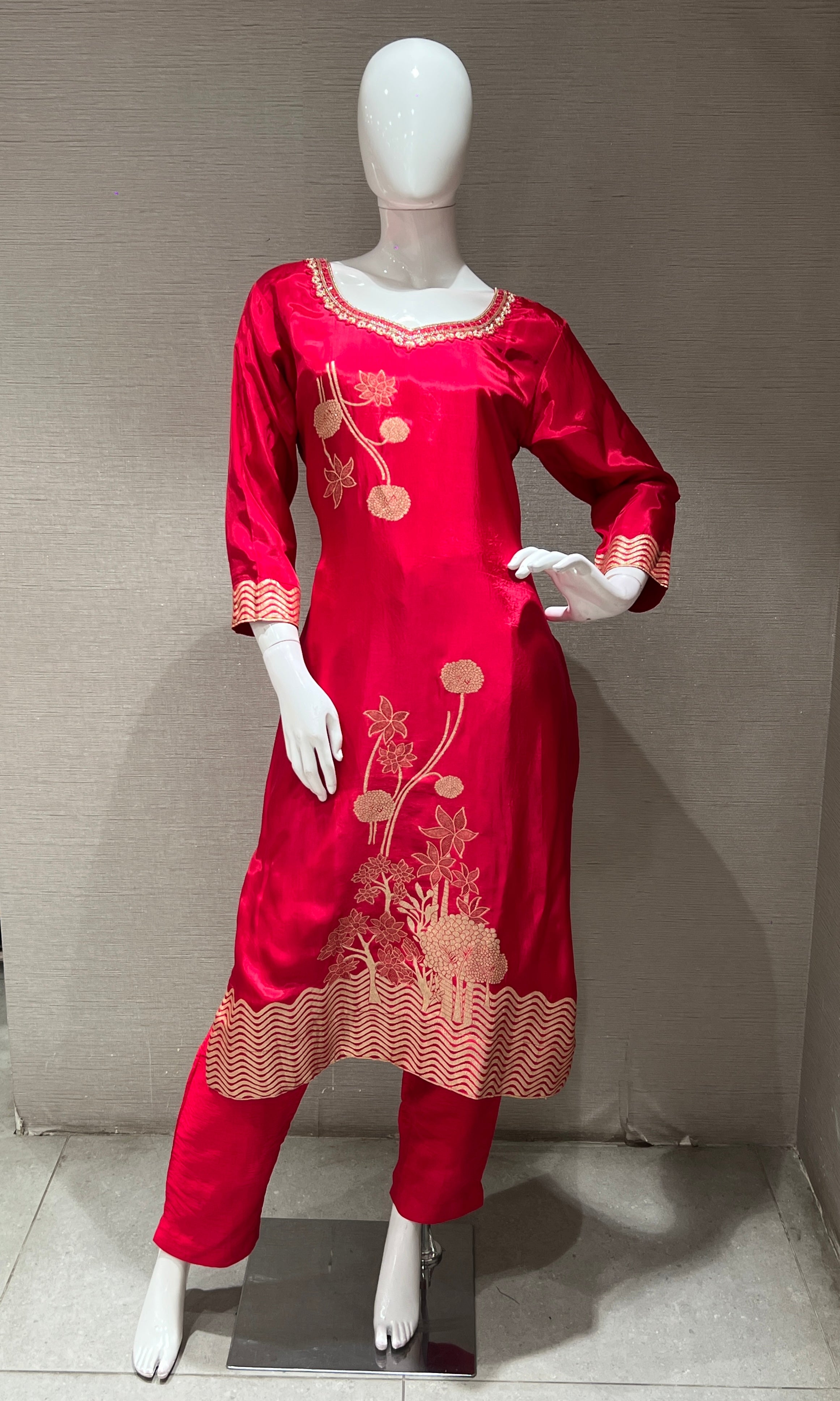 RANI PINK Golden Embroidered KURTA SET