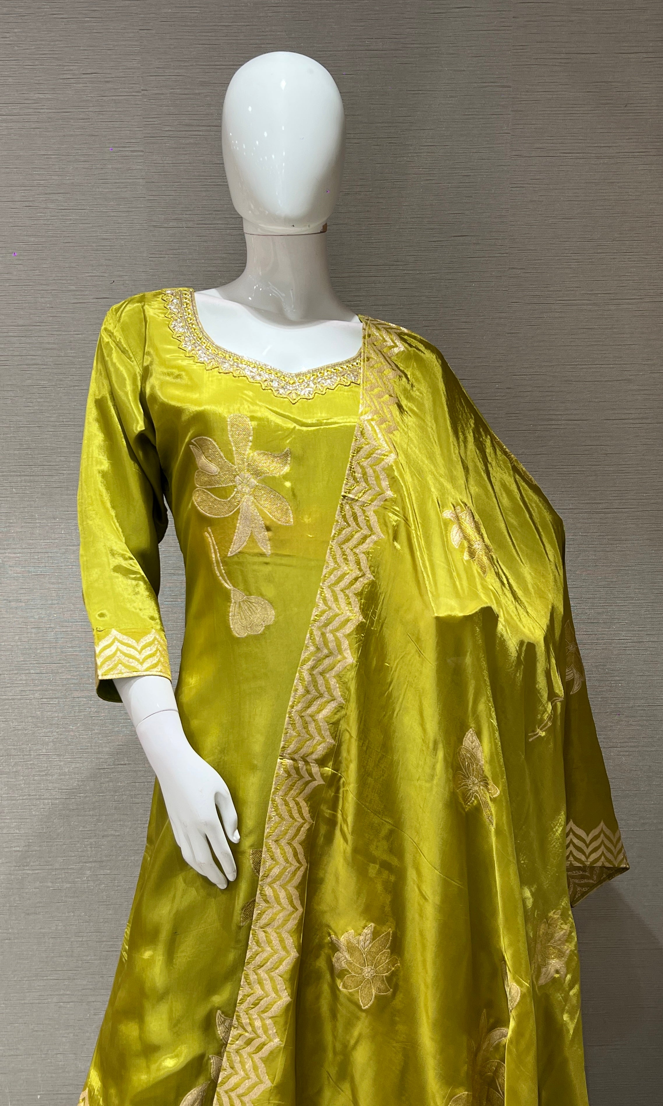 LIRIL Golden EMBROIDERED KURTA SET