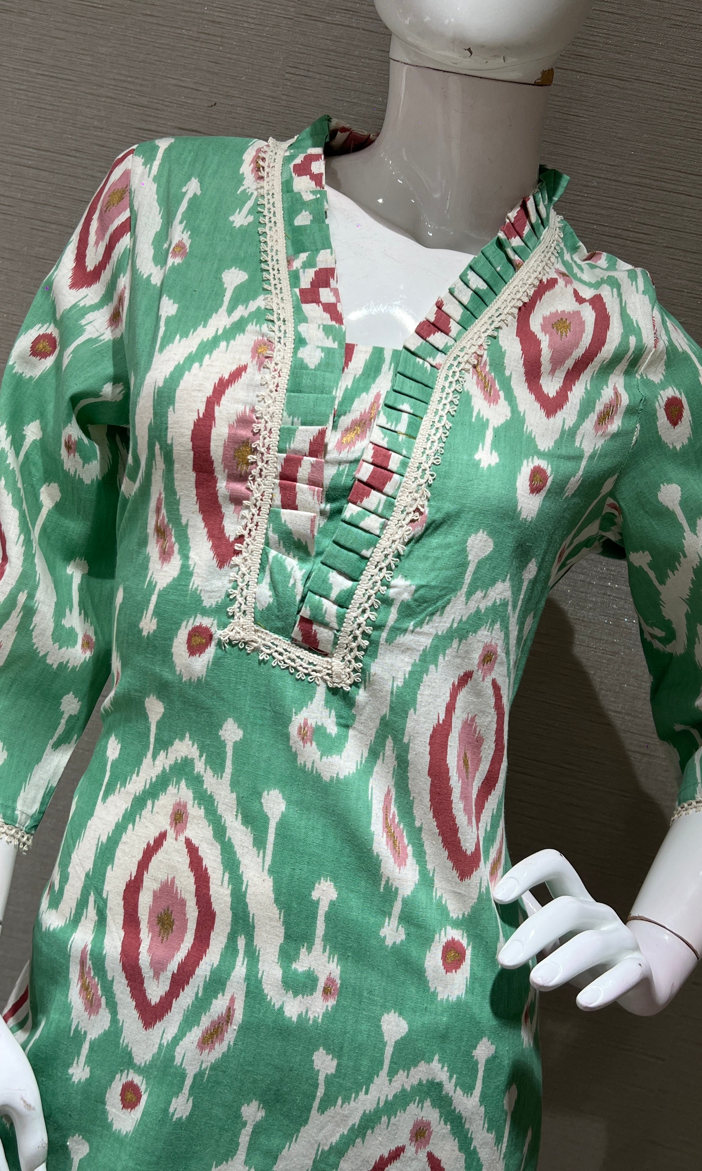 Green FLORAL PRINTED KURTI SET