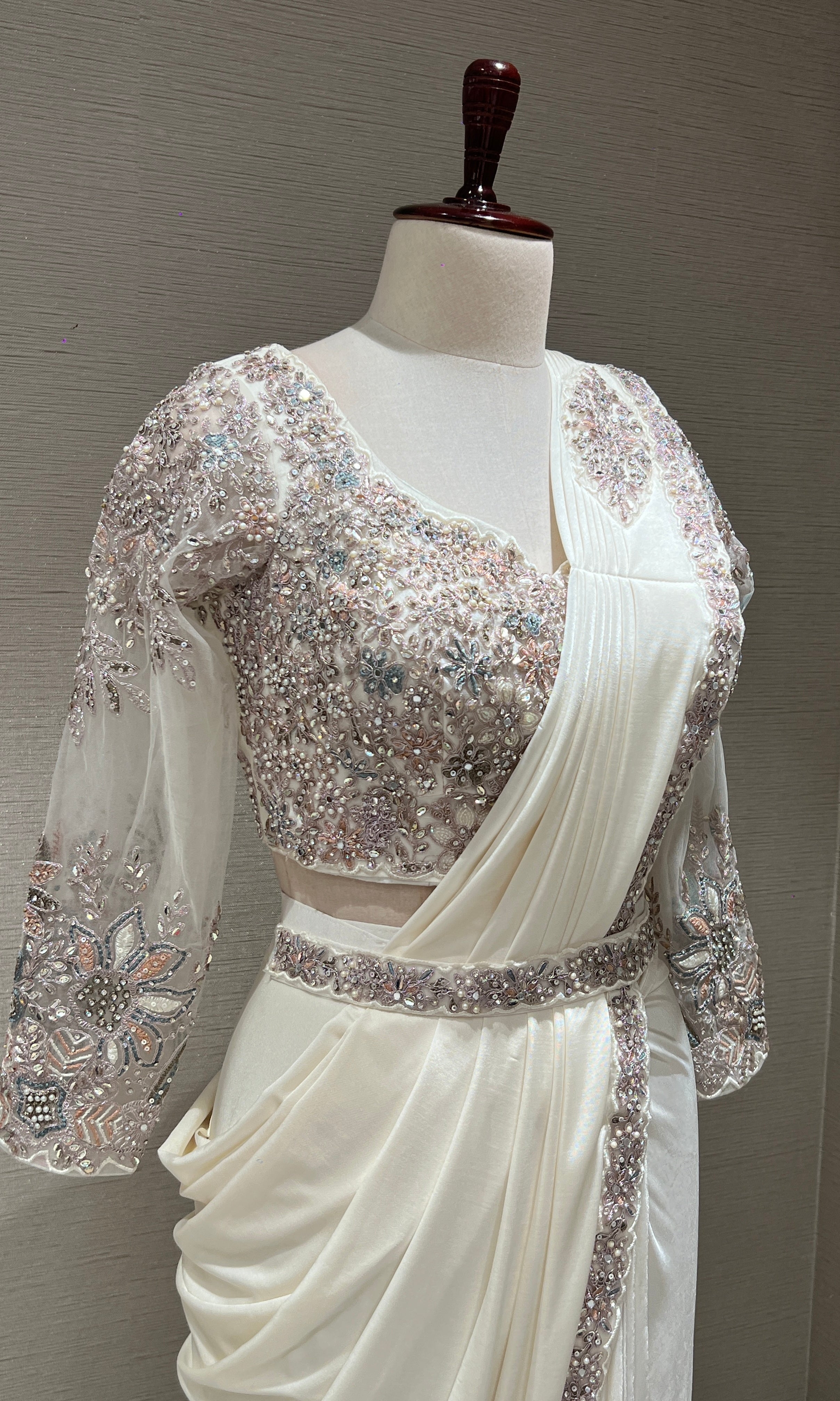 WHITE DRAPE SAREE WITH FLORAL BLOUSE & BELT