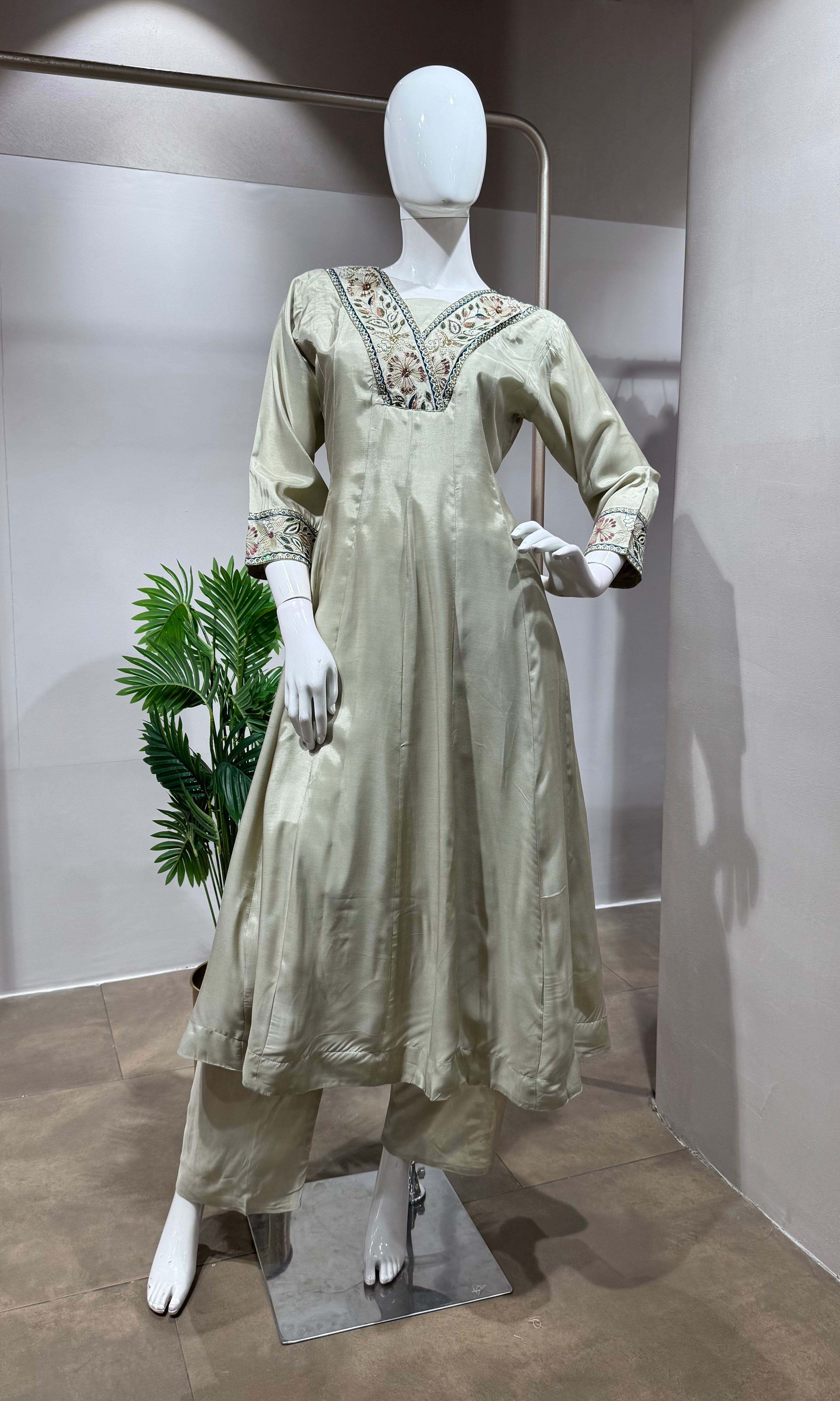 PISTA GREEN Zari Work Kurta Set with Embroidered Dupatta