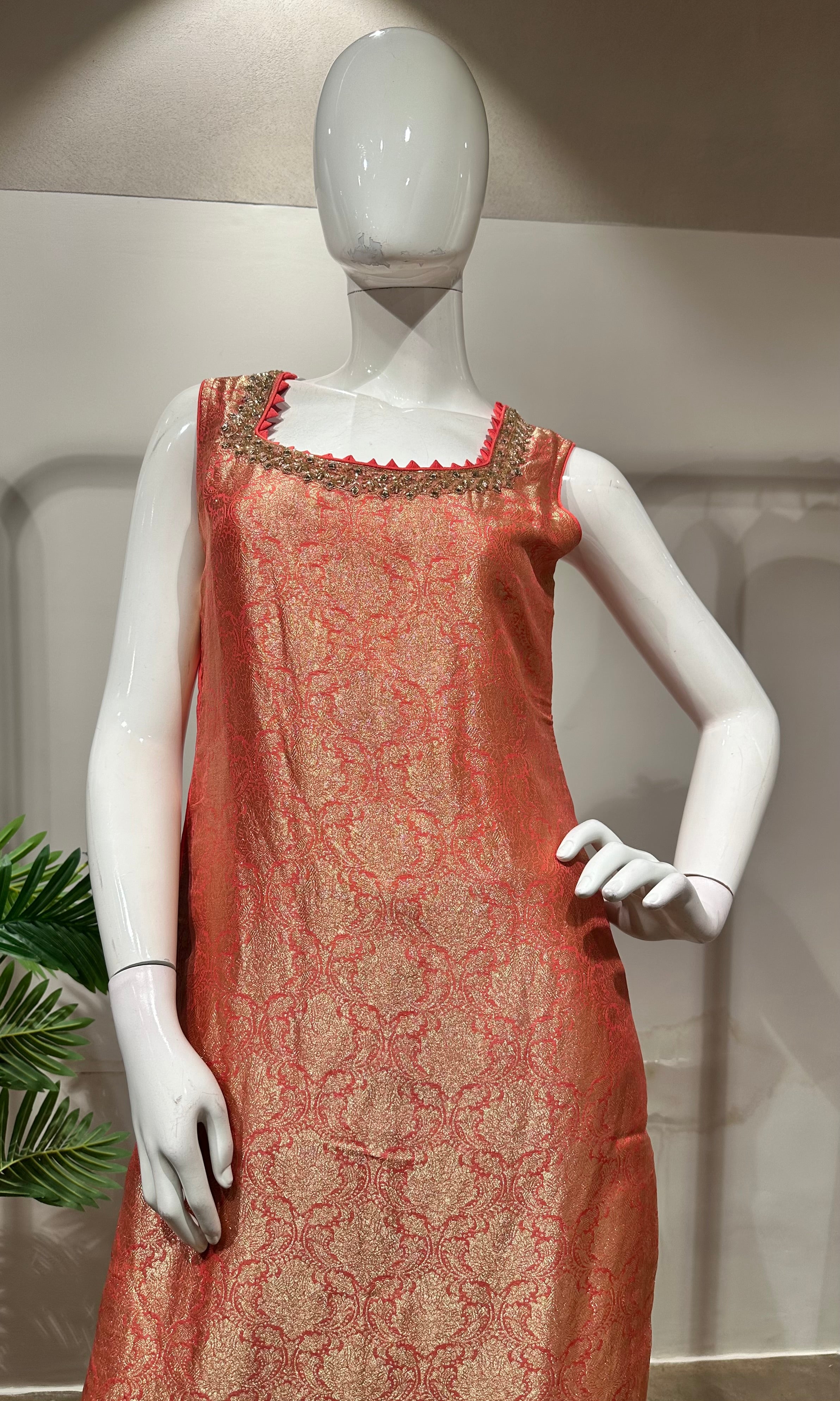 Peach Banarasi embroidered kurta set