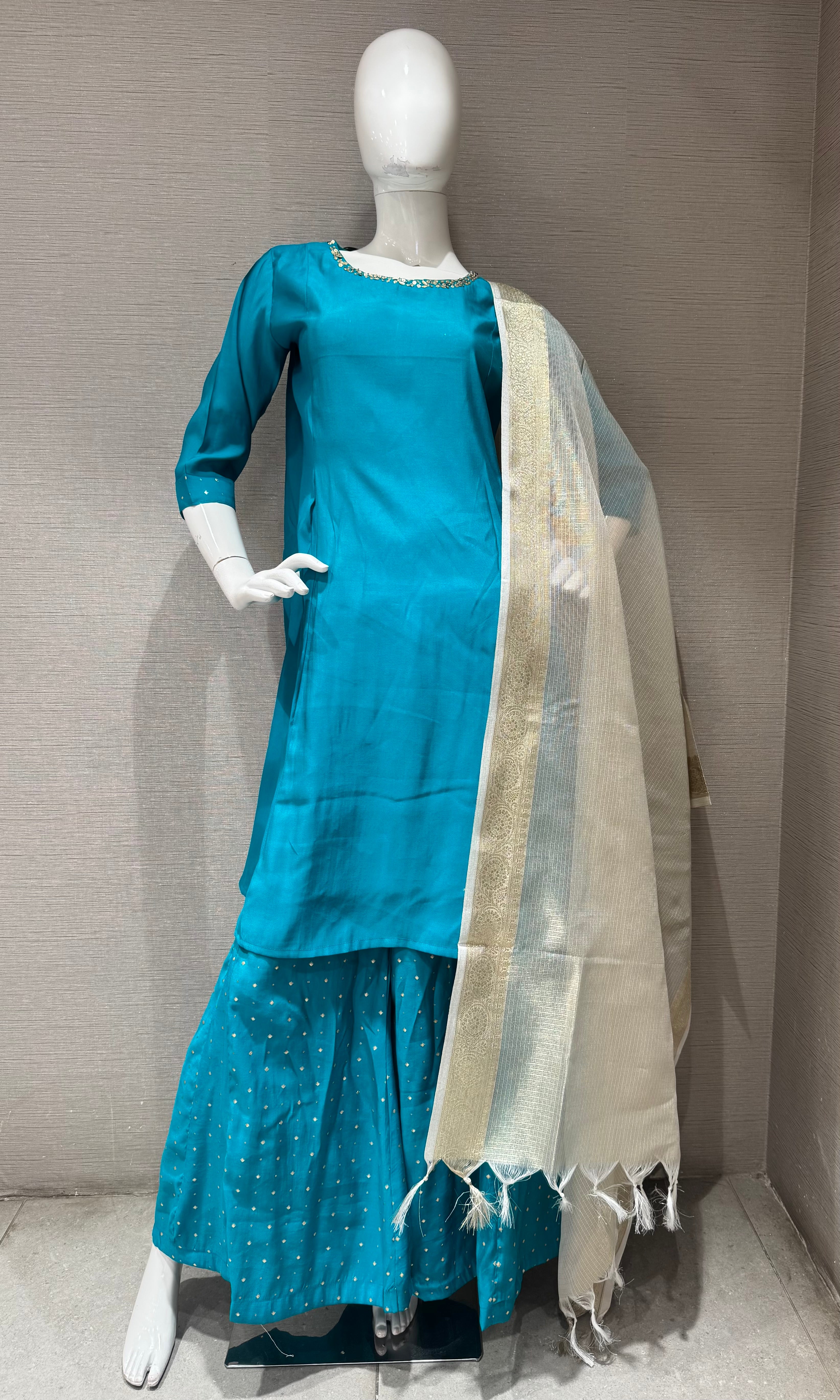 Rama Kurta Set with Flared Palazzo Pants With Cream Dupatta