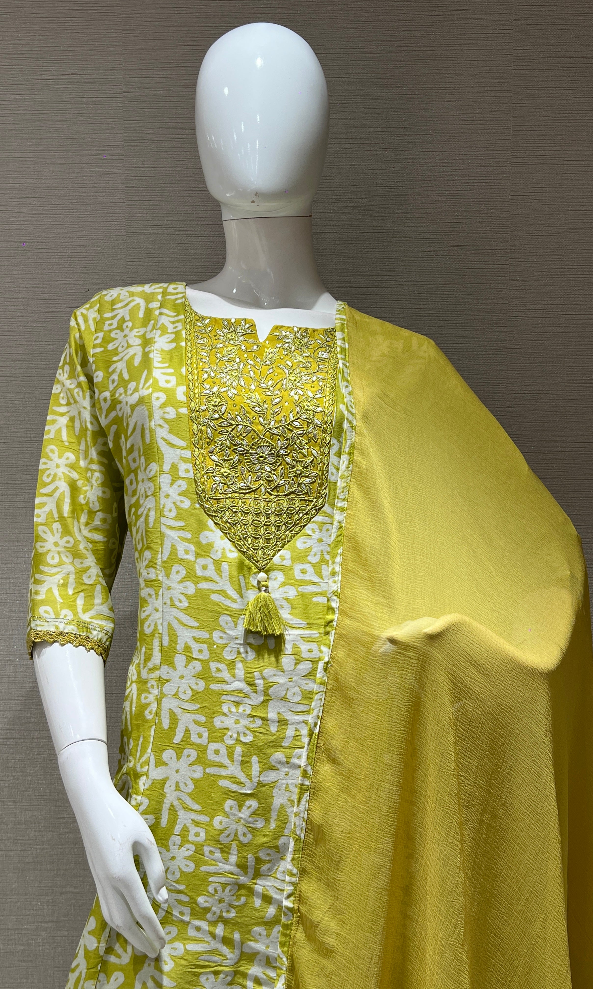 Parrot green floral printed kurta set